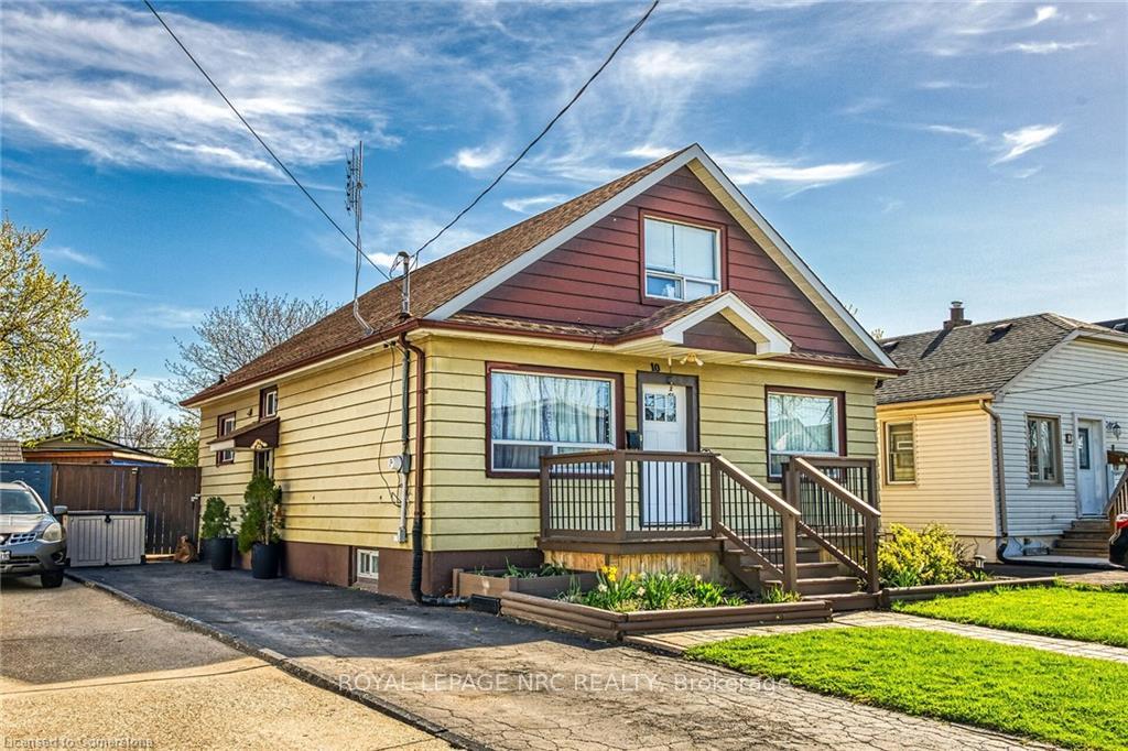 Photo 1 of 10 Eastbourne Avenue, St. Catharines, Facer — HOMEH