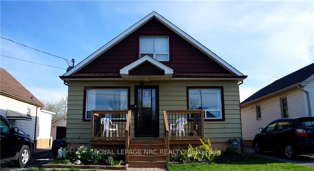 Photo 2 of 10 Eastbourne Avenue, St. Catharines, Facer — HOMEH