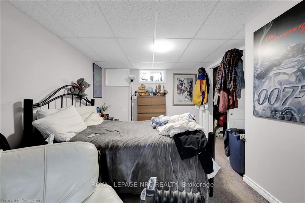 Photo 14 of 10 Eastbourne Avenue, St. Catharines, Facer — HOMEH