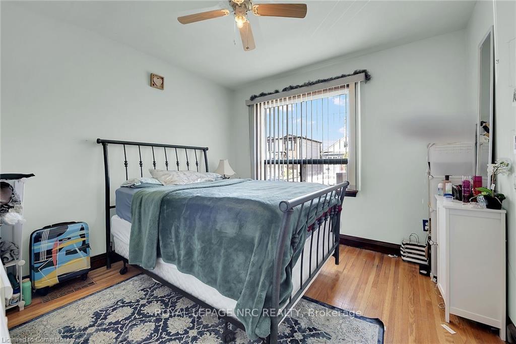 Photo 23 of 10 Eastbourne Avenue, St. Catharines, Facer — HOMEH