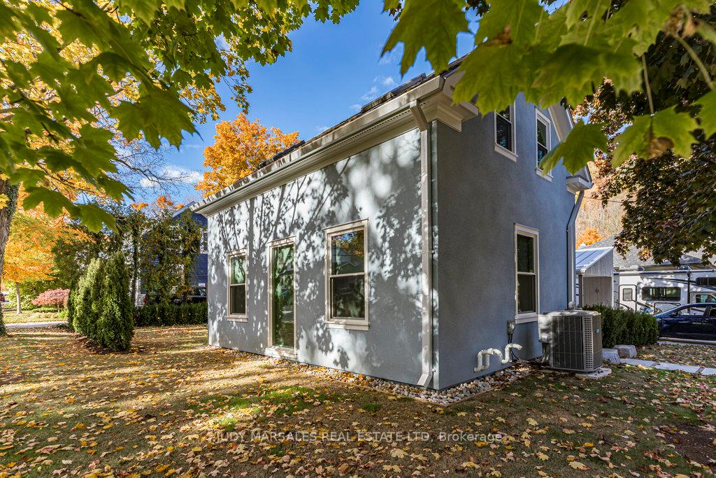 Photo 3 of 315 Park Street W, Hamilton, Dundas — HOMEH