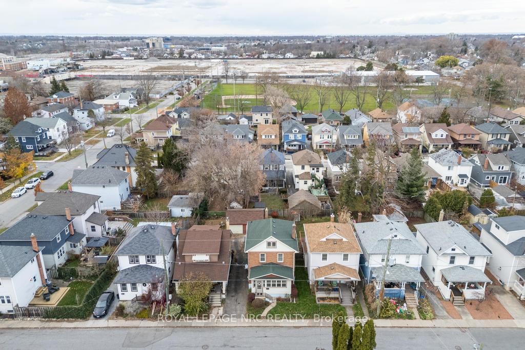 Photo 49 of 7 Chaplin Avenue, St. Catharines, Downtown — HOMEH