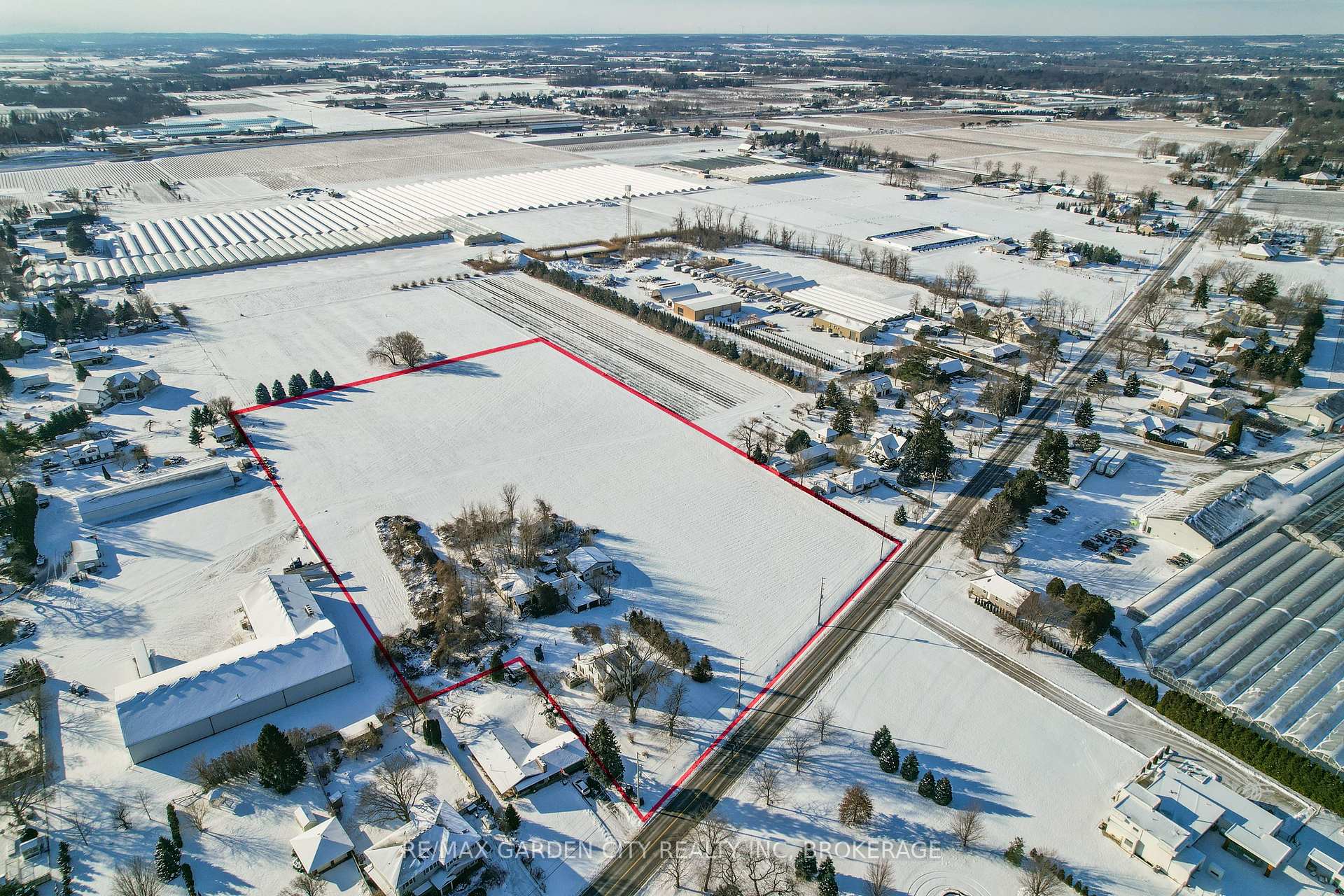 Photo 13 of 1013 Lakeshore Road W, St. Catharines, Rural Port — HOMEH