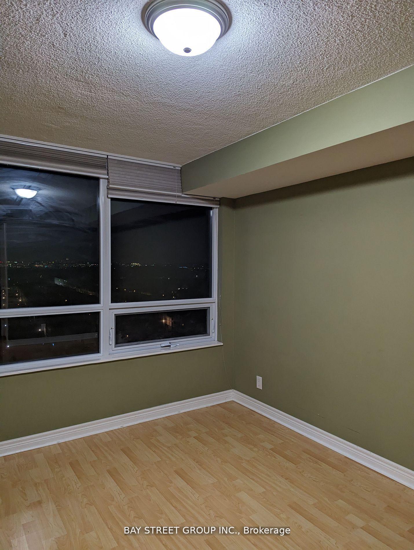 Photo 13 of Unit 1533, 33 Cox Boulevard, Markham, Unionville — HOMEH