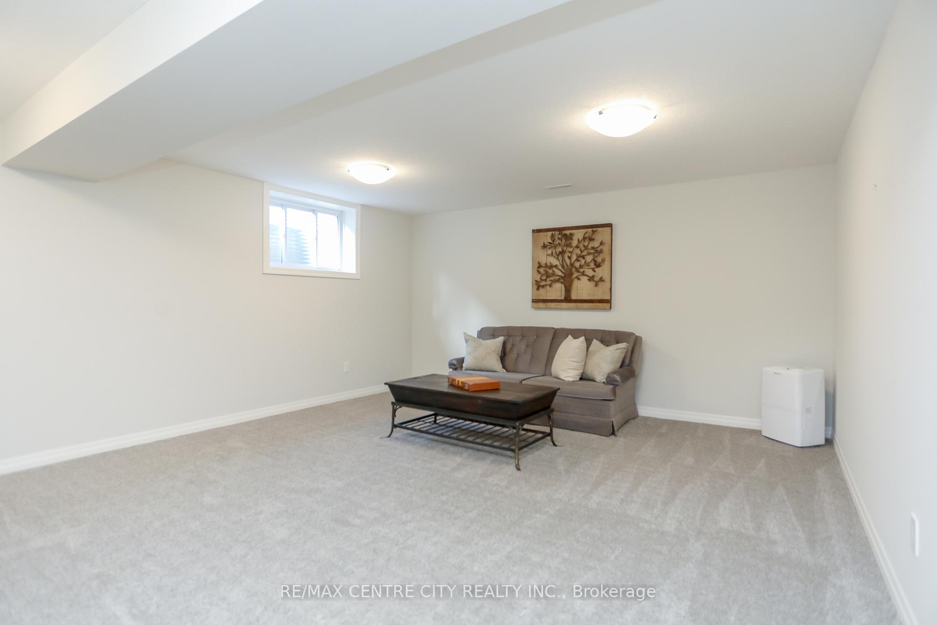 Photo 28 of 11 Cortland Terrace, St. Thomas — HOMEH