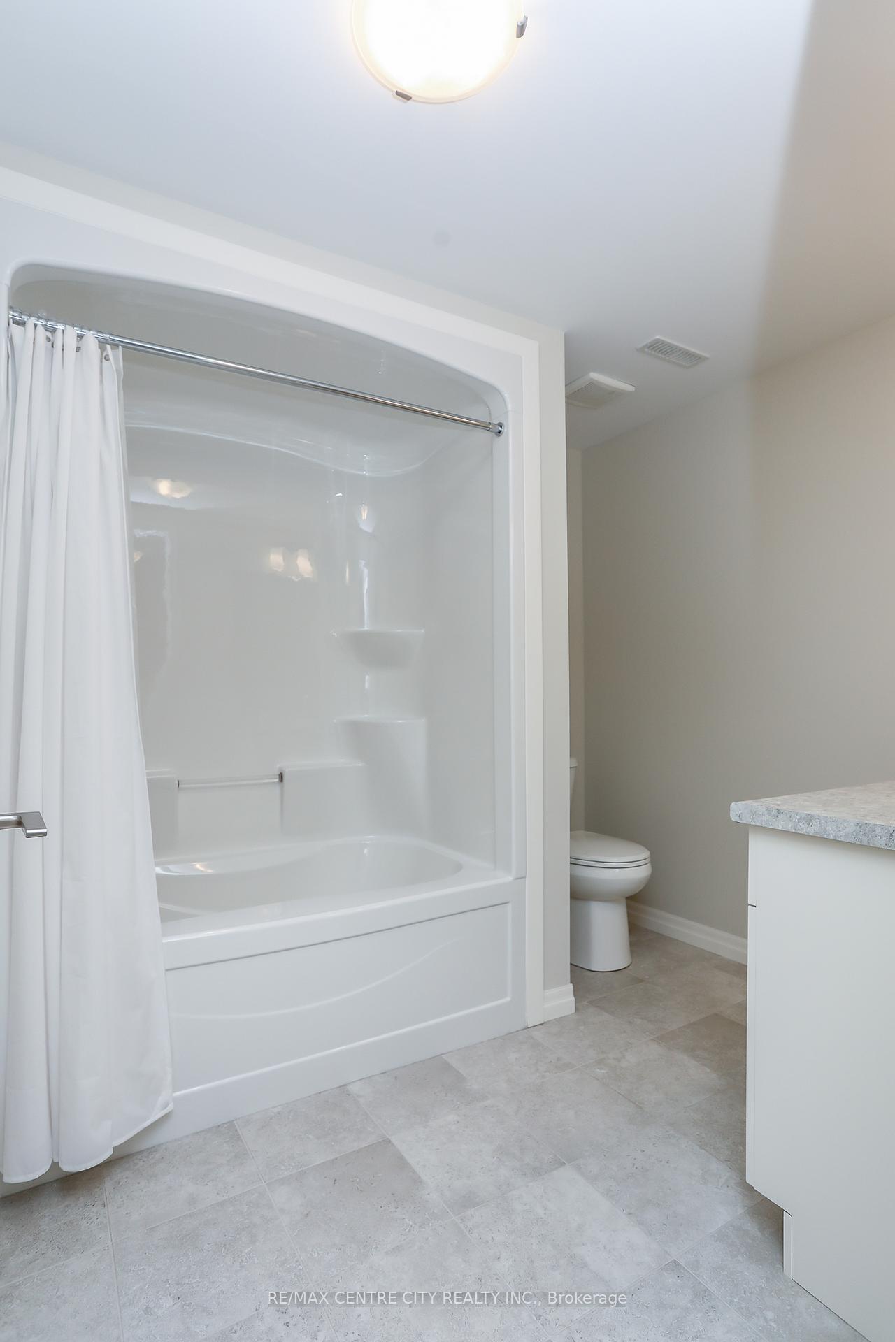 Photo 32 of 11 Cortland Terrace, St. Thomas — HOMEH