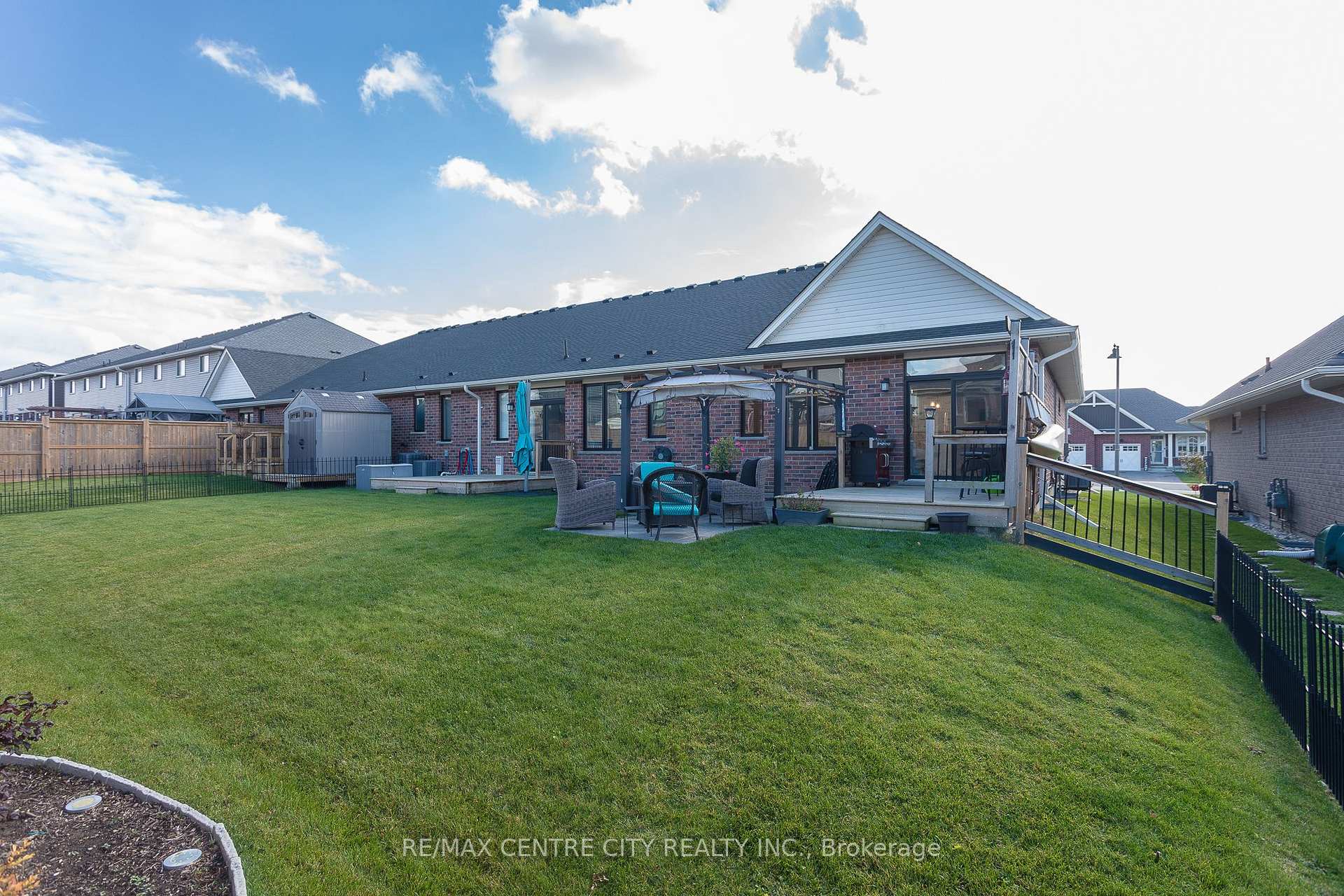 Photo 37 of 11 Cortland Terrace, St. Thomas — HOMEH