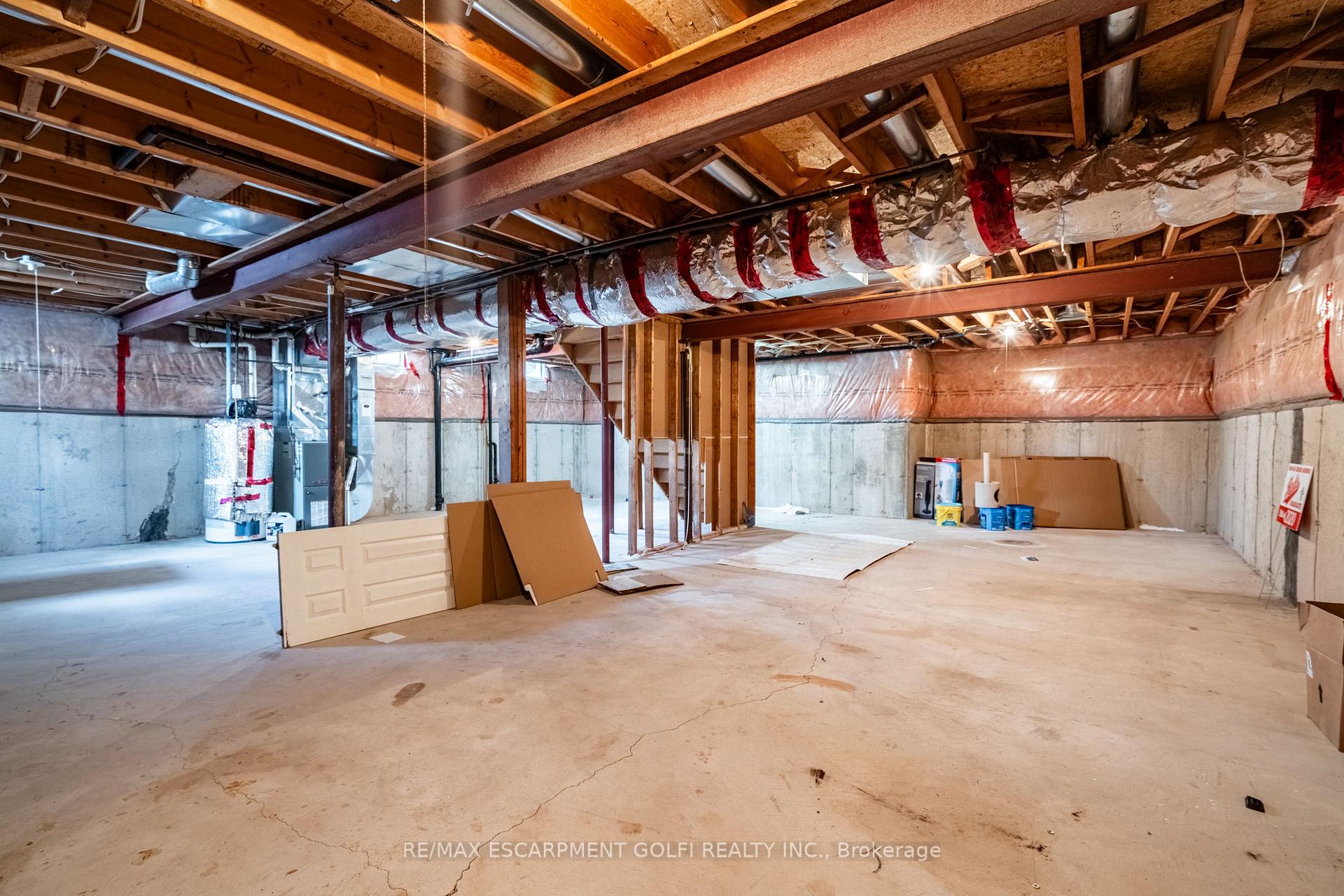 Photo 28 of 142 Vansickle Street, St. Catharines, Rykert/Vansickle — HOMEH