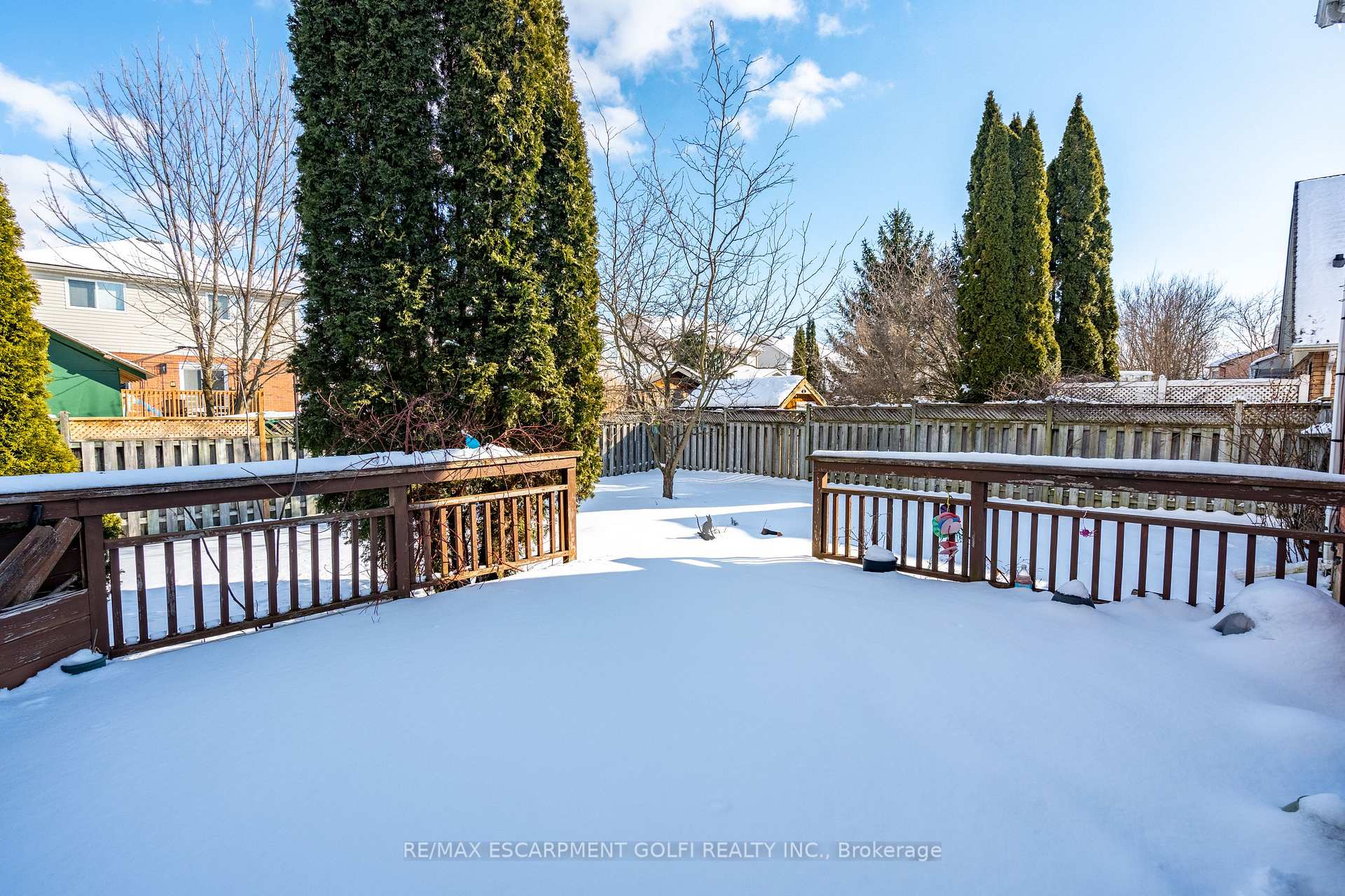 Photo 30 of 142 Vansickle Street, St. Catharines, Rykert/Vansickle — HOMEH
