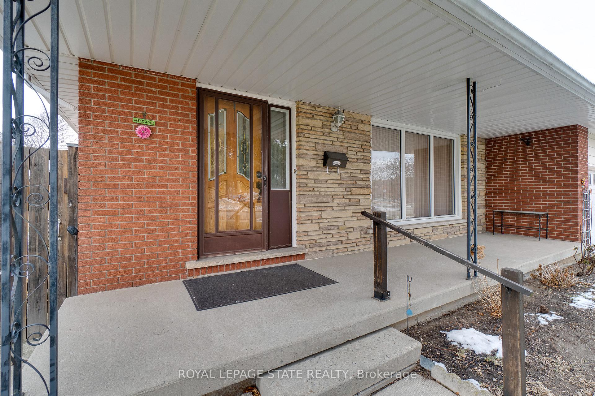 Photo 4 of 101 Stoney Brook Drive, Hamilton, Stoney Creek — HOMEH