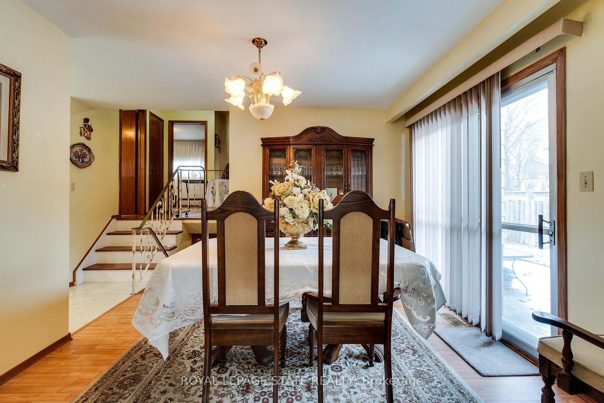 Photo 6 of 101 Stoney Brook Drive, Hamilton, Stoney Creek — HOMEH