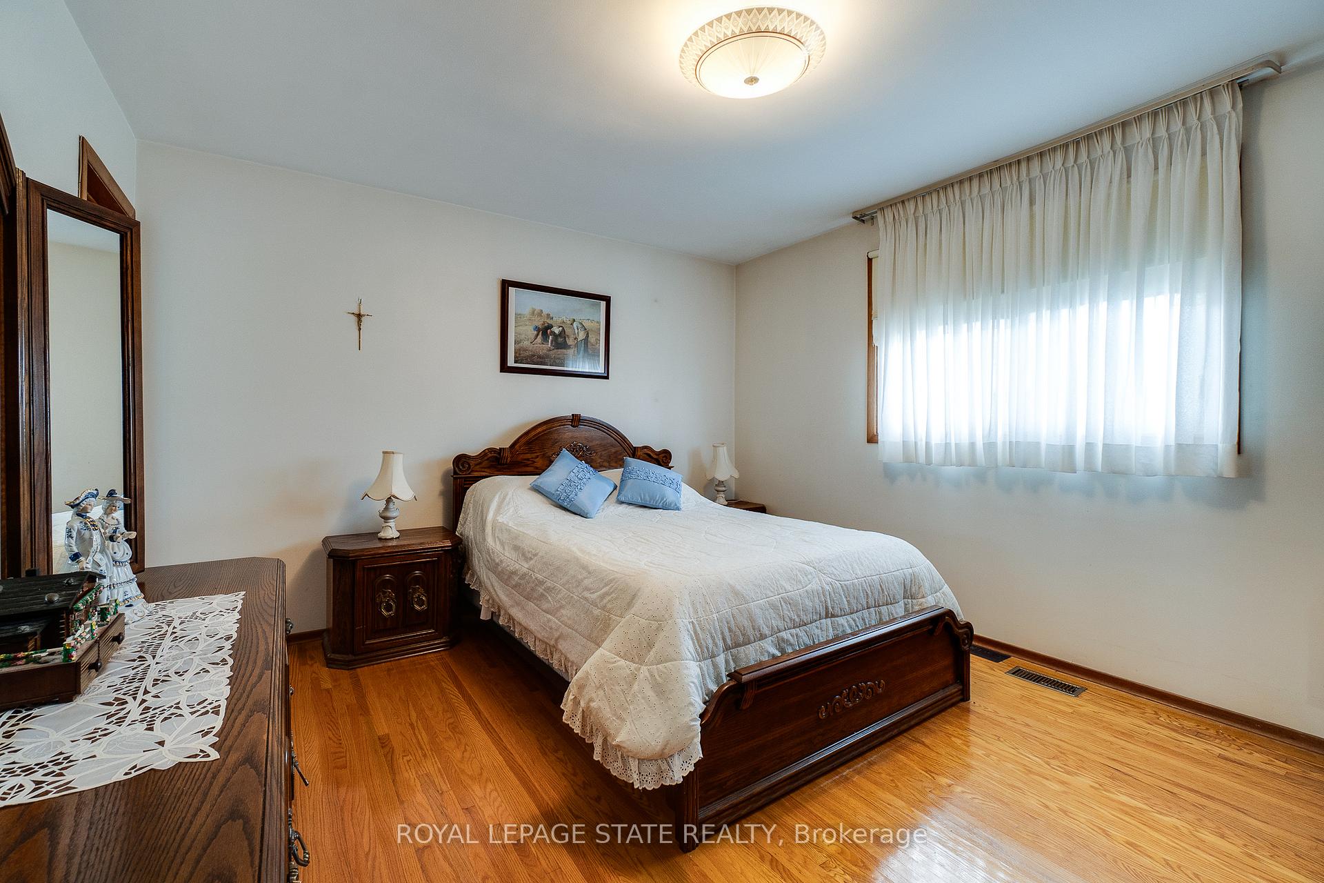 Photo 9 of 101 Stoney Brook Drive, Hamilton, Stoney Creek — HOMEH