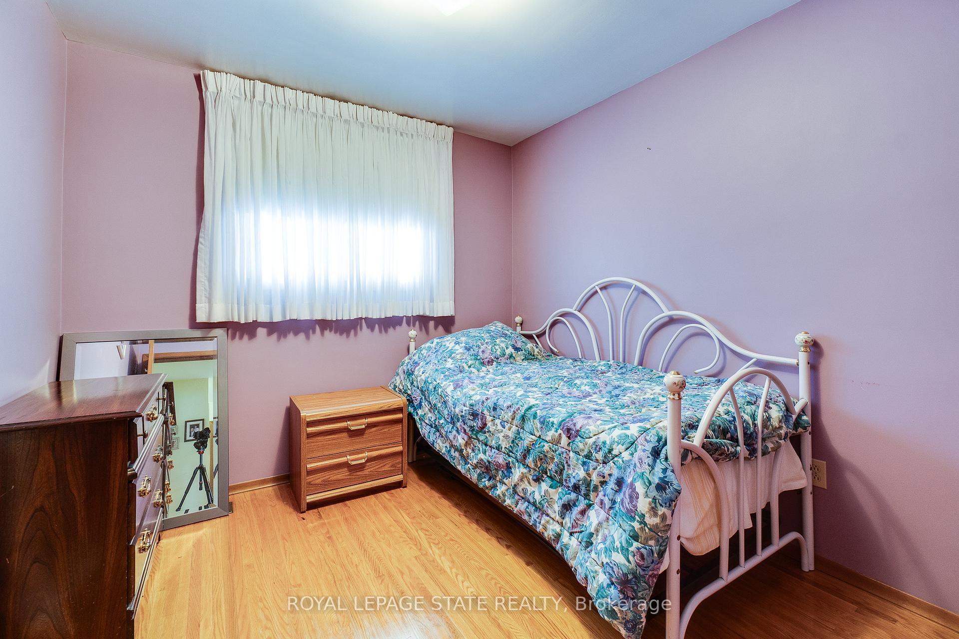 Photo 11 of 101 Stoney Brook Drive, Hamilton, Stoney Creek — HOMEH