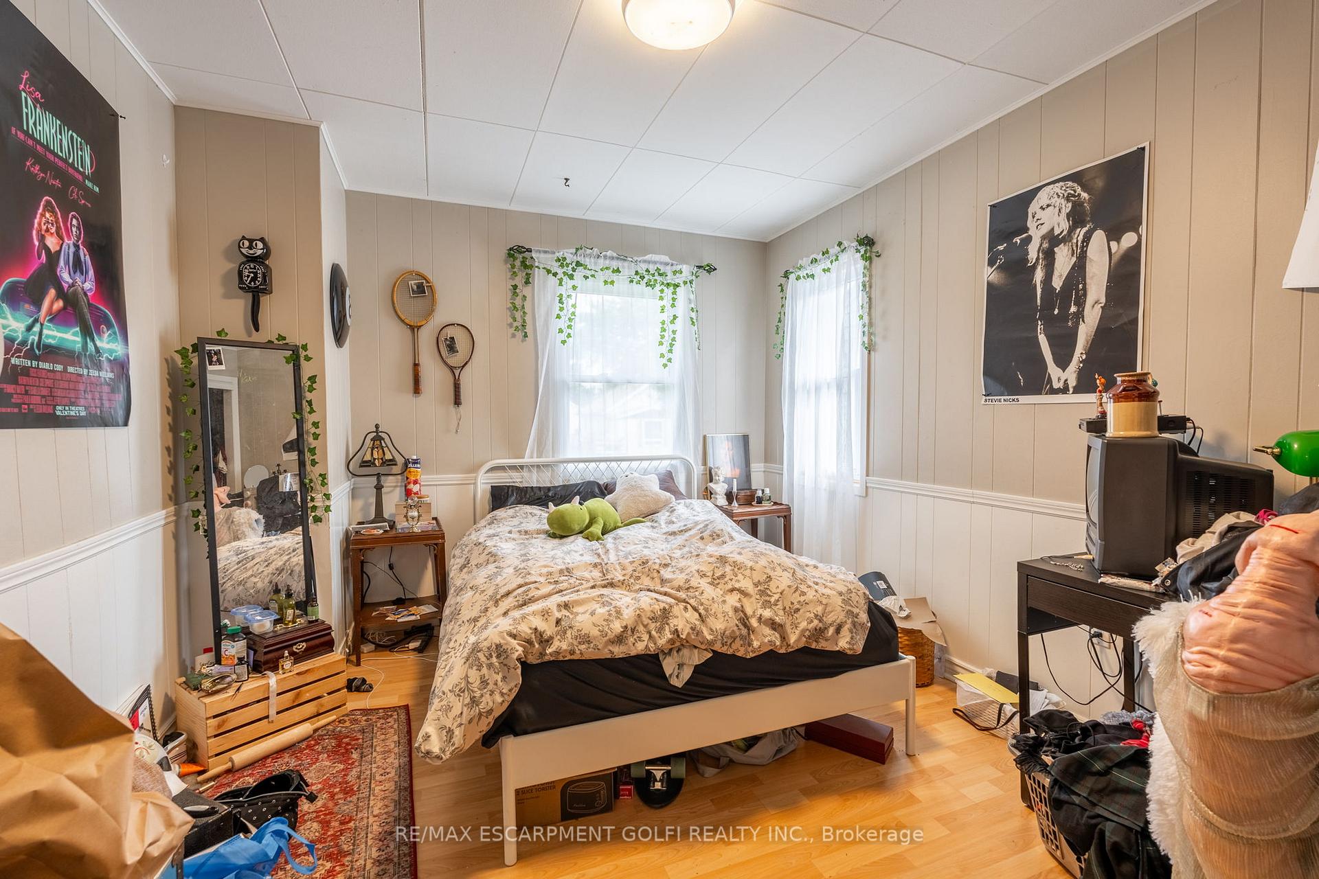Photo 22 of 48 Merigold Street, St. Catharines, Western Hill — HOMEH