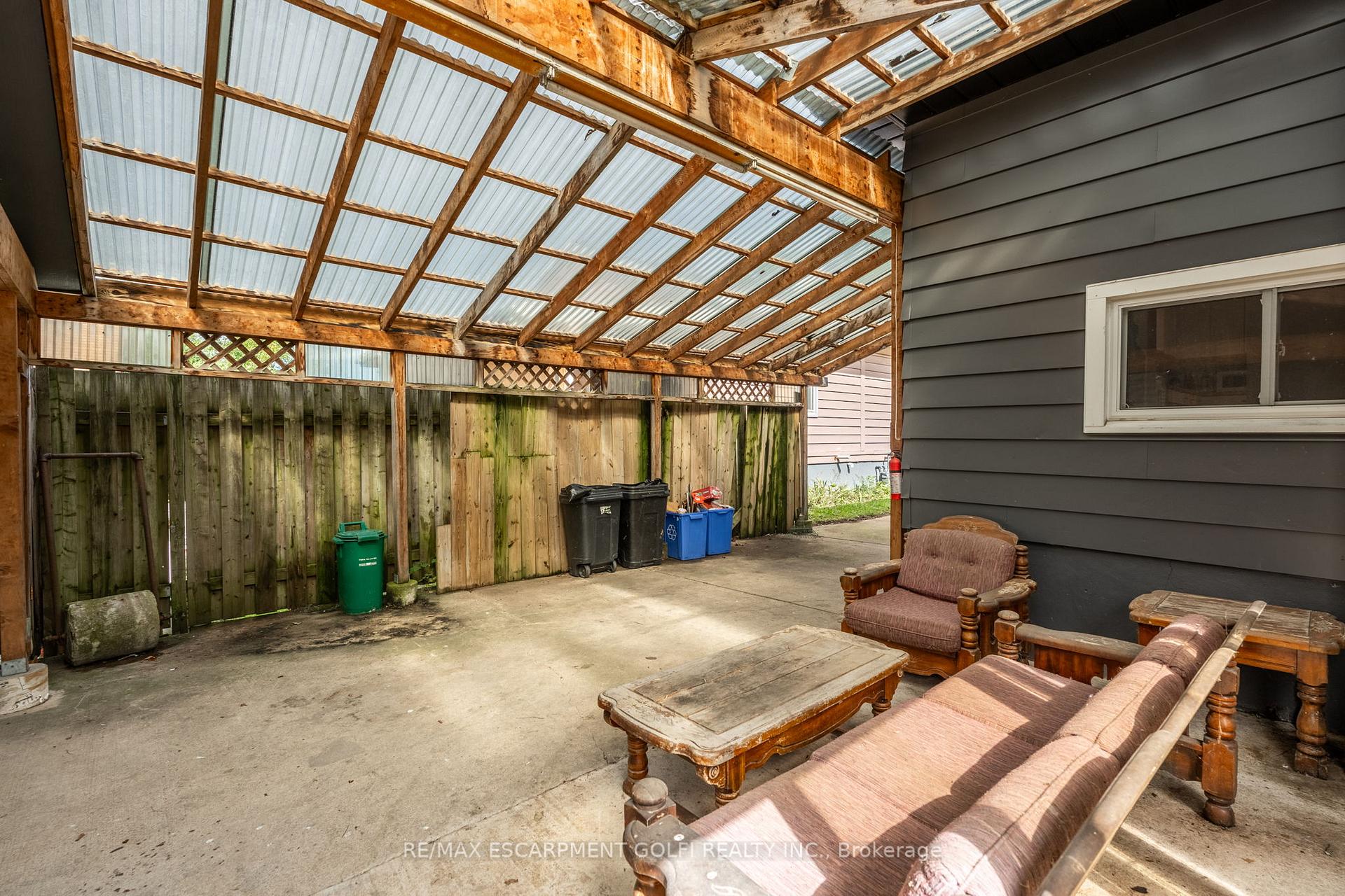 Photo 26 of 48 Merigold Street, St. Catharines, Western Hill — HOMEH