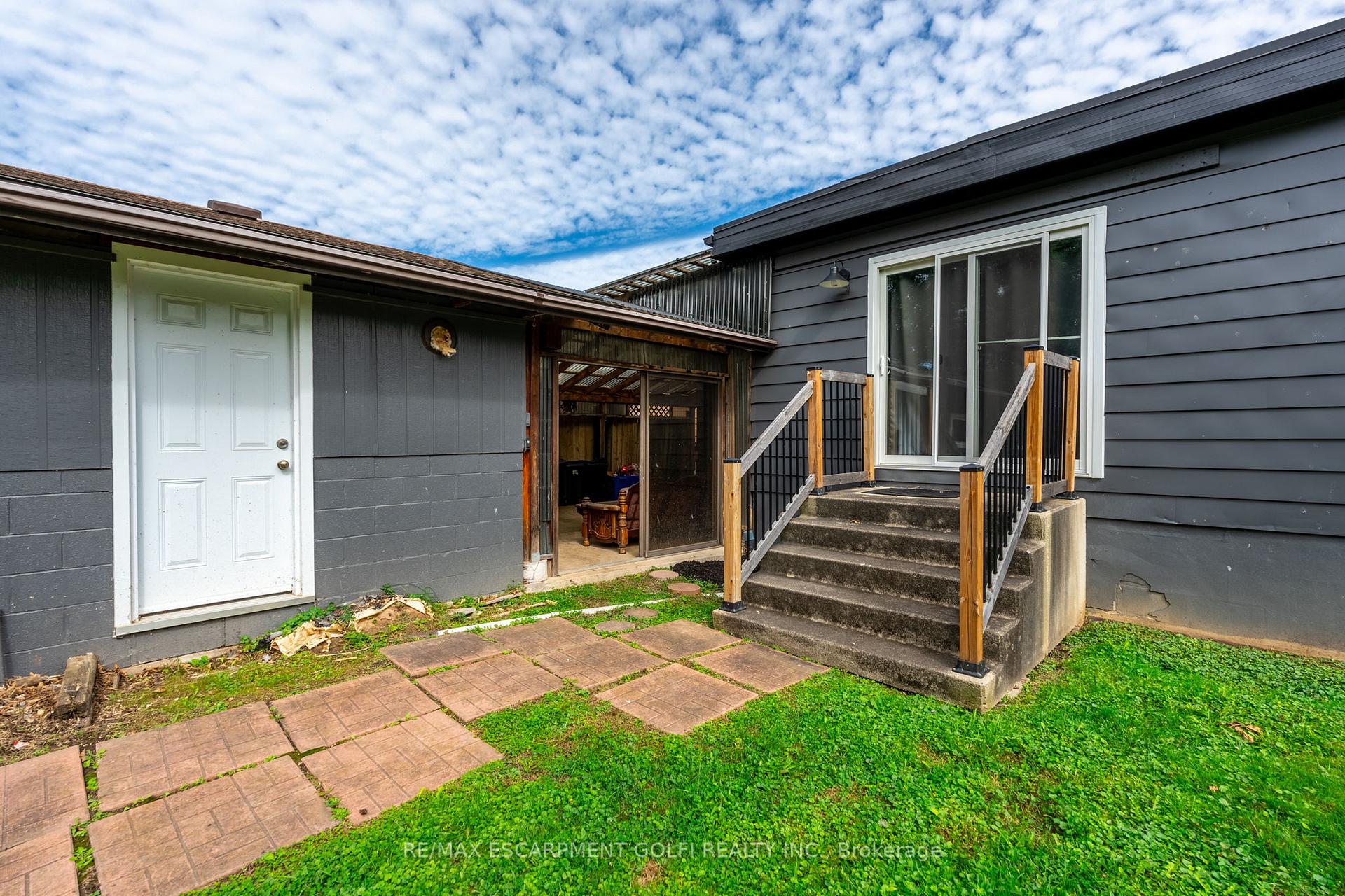Photo 29 of 48 Merigold Street, St. Catharines, Western Hill — HOMEH
