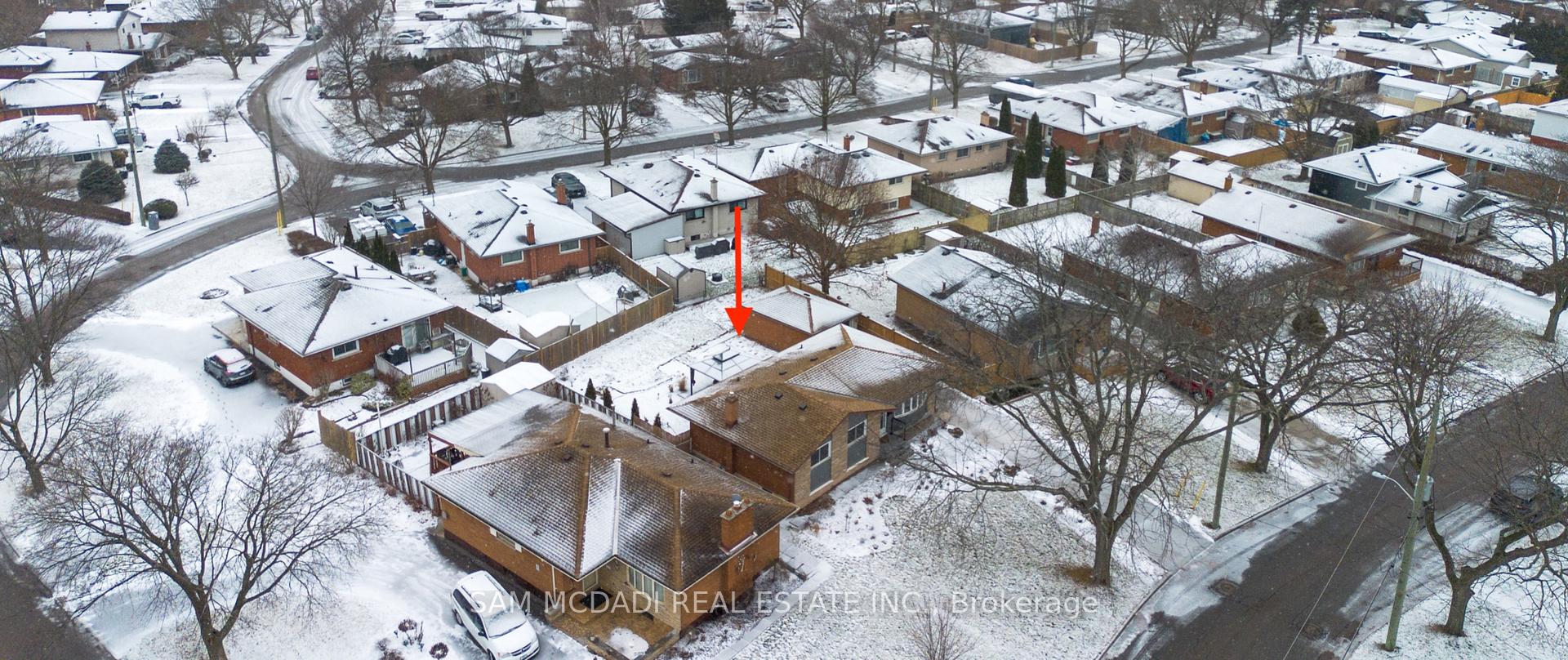 Photo 35 of 24 Regent Drive, St. Catharines, Vine/Linwell — HOMEH