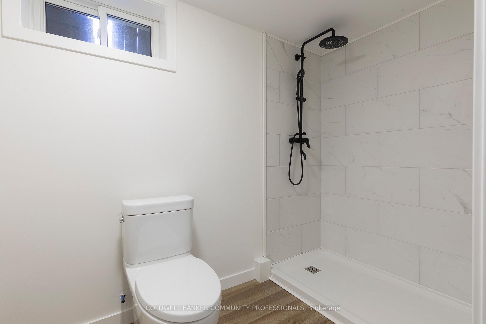 Photo 32 of 627 Niagara Street, St. Catharines, Vine/Linwell — HOMEH