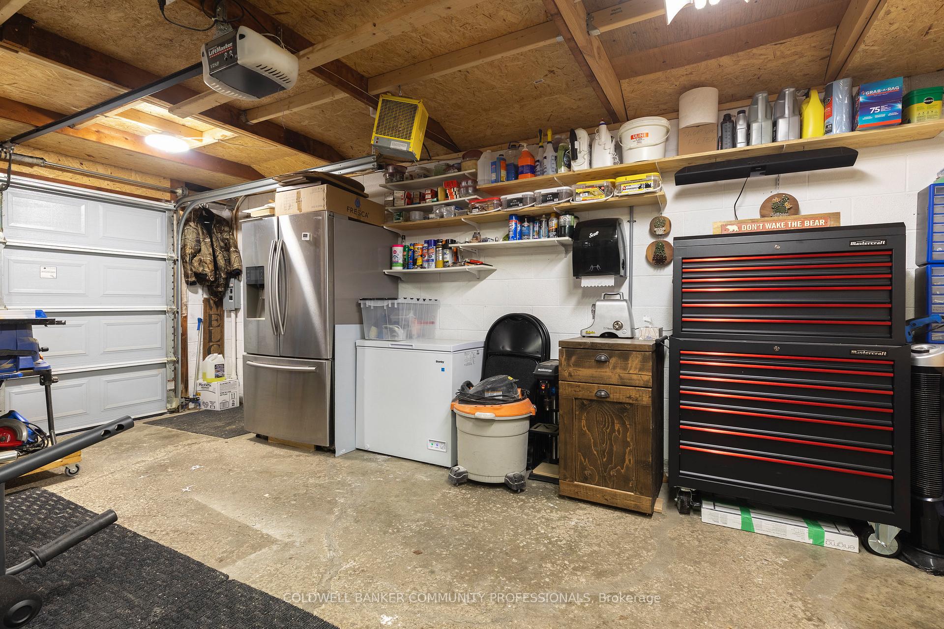 Photo 34 of 627 Niagara Street, St. Catharines, Vine/Linwell — HOMEH