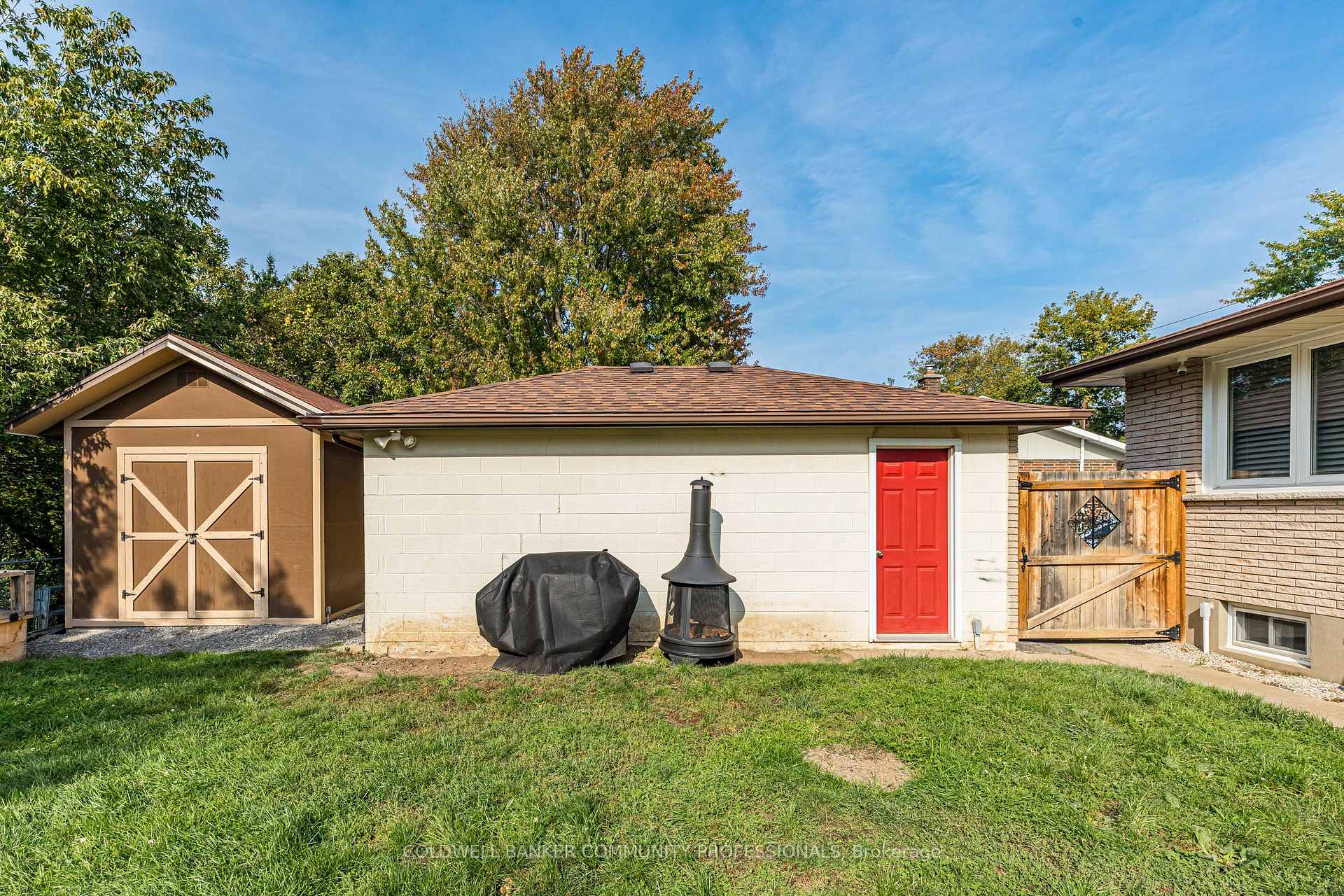 Photo 37 of 627 Niagara Street, St. Catharines, Vine/Linwell — HOMEH