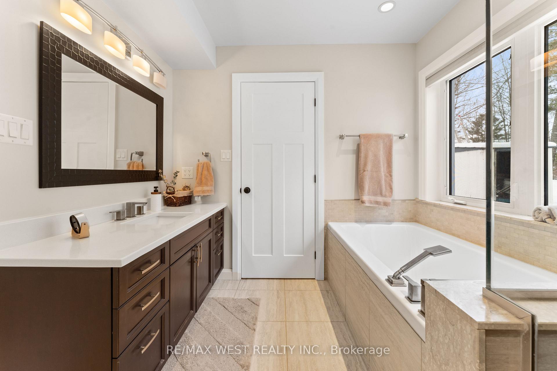 Photo 9 of 222 Golf Course Road, Callander — HOMEH