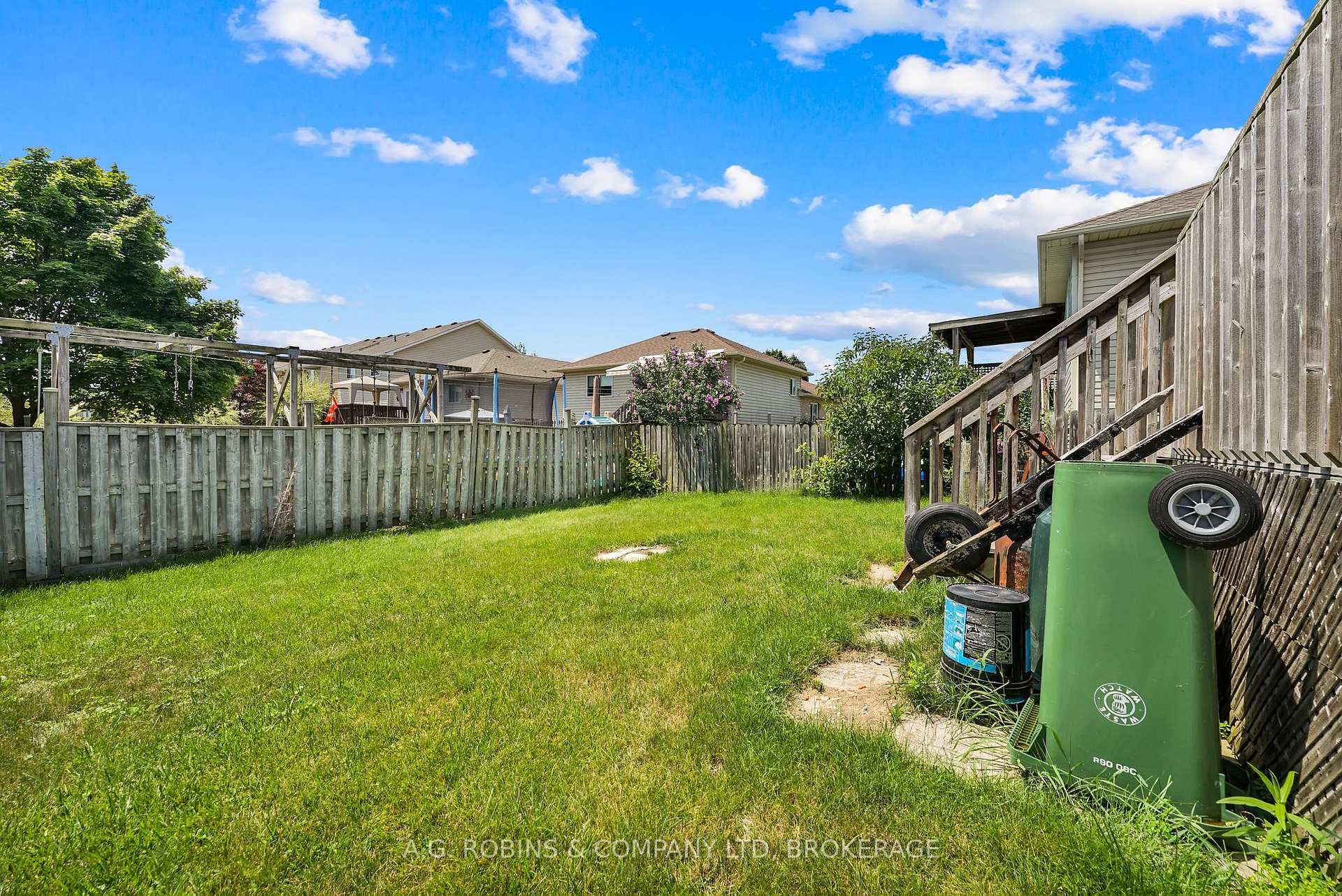 Photo 39 of 5 Longview Drive, Hamilton, Mount Hope — HOMEH