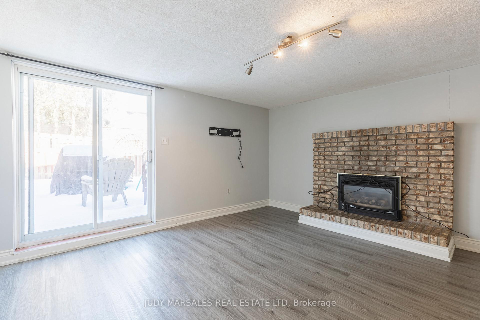 Photo 66 of 178 Greencedar Drive, Hamilton, Gurnett — HOMEH