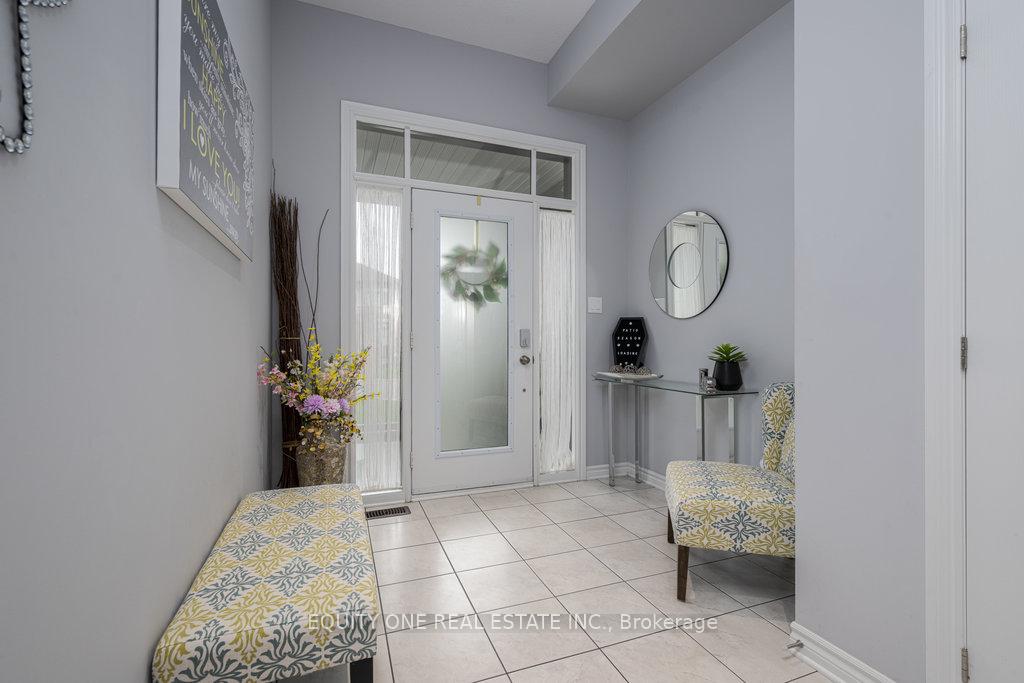 Photo 4 of 236 Southbridge Street, Ottawa, Riverside South/Gloucester Glen — HOMEH