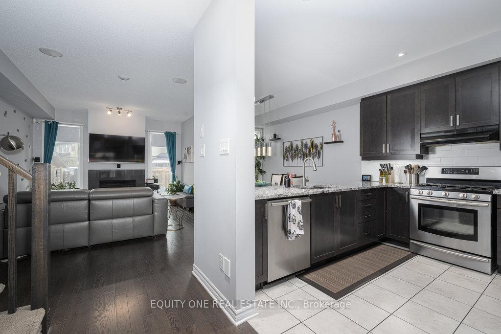 Photo 7 of 236 Southbridge Street, Ottawa, Riverside South/Gloucester Glen — HOMEH