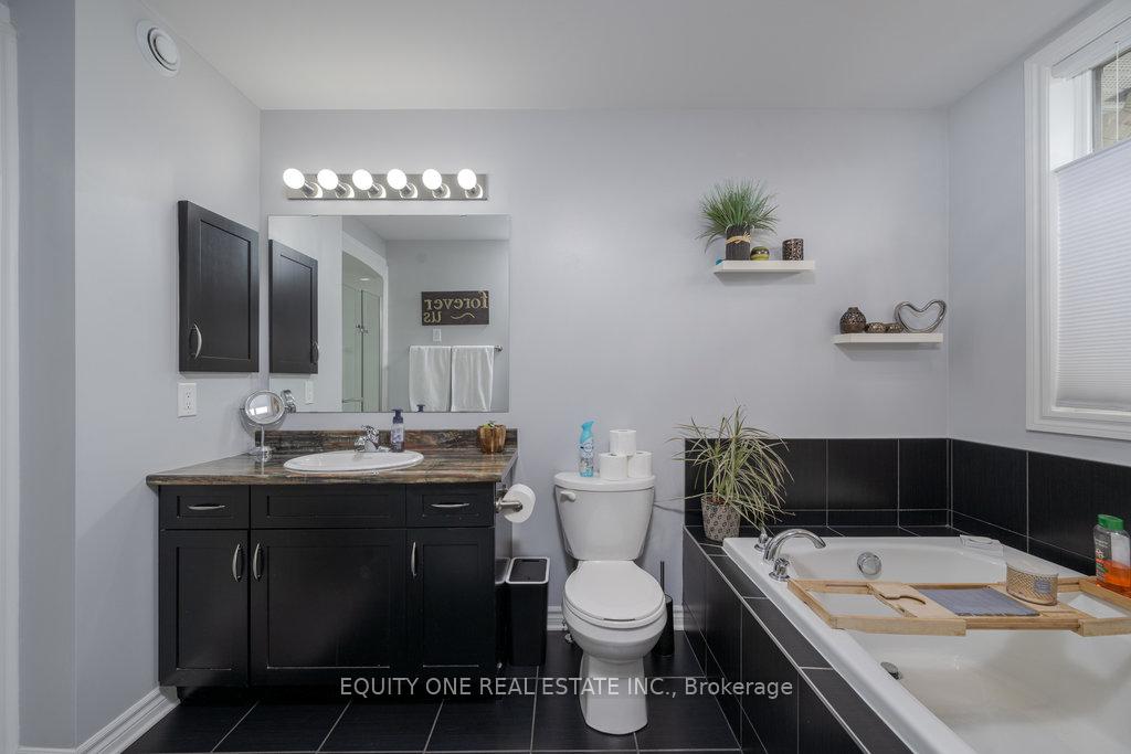 Photo 18 of 236 Southbridge Street, Ottawa, Riverside South/Gloucester Glen — HOMEH