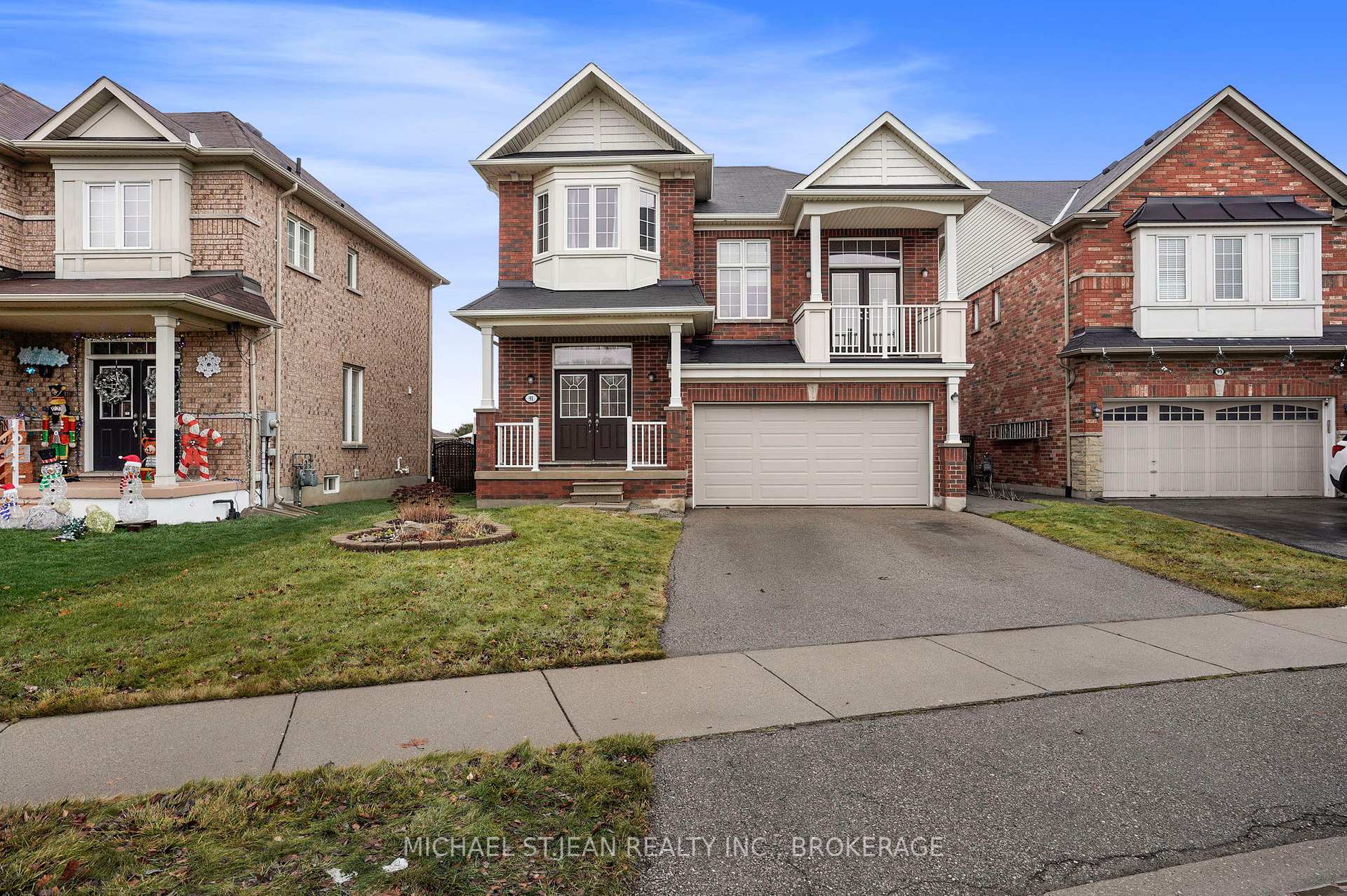 Photo 2 of 91 Merrilee Crescent, Hamilton, Crerar — HOMEH