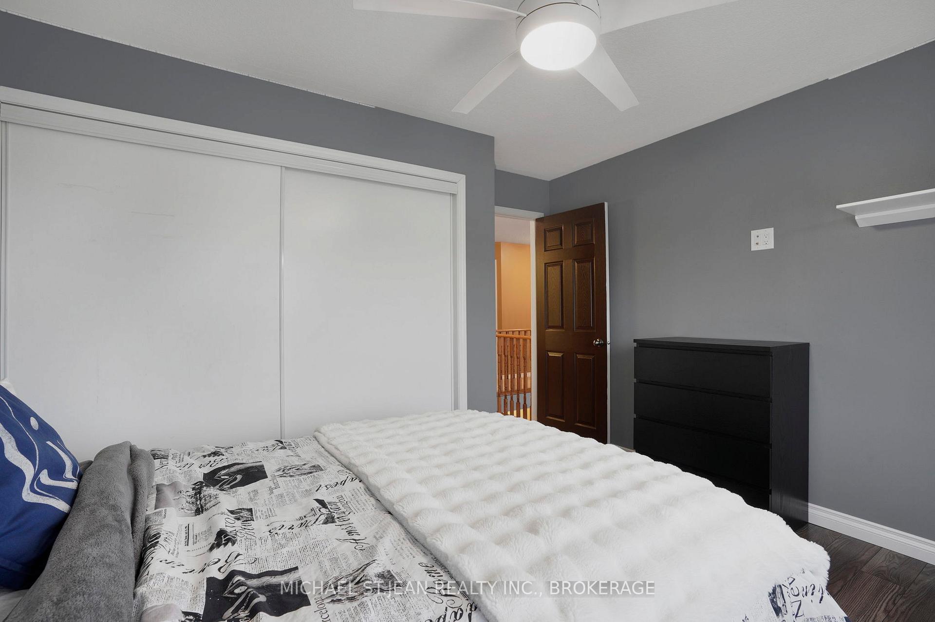 Photo 19 of 91 Merrilee Crescent, Hamilton, Crerar — HOMEH