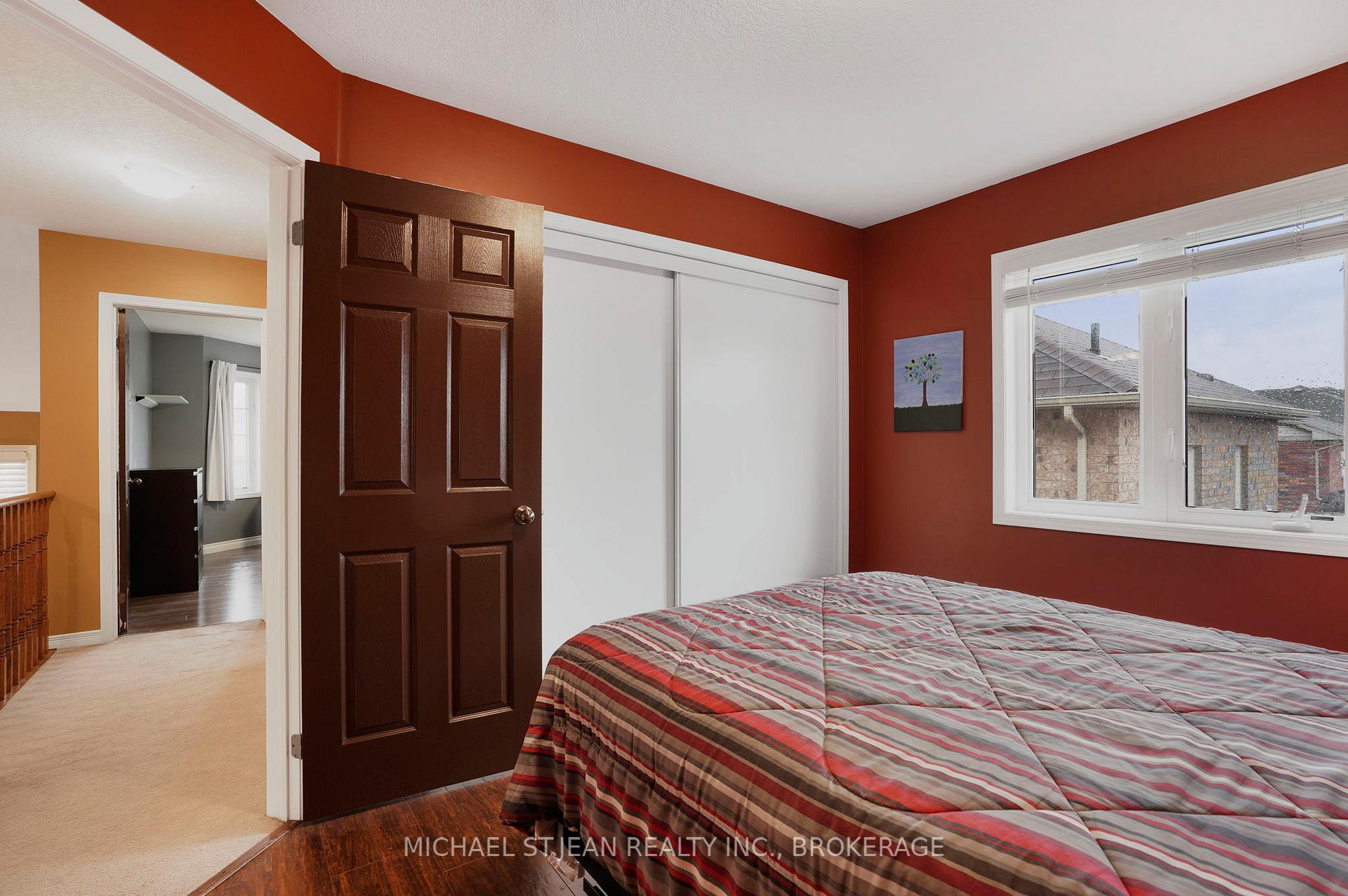Photo 21 of 91 Merrilee Crescent, Hamilton, Crerar — HOMEH