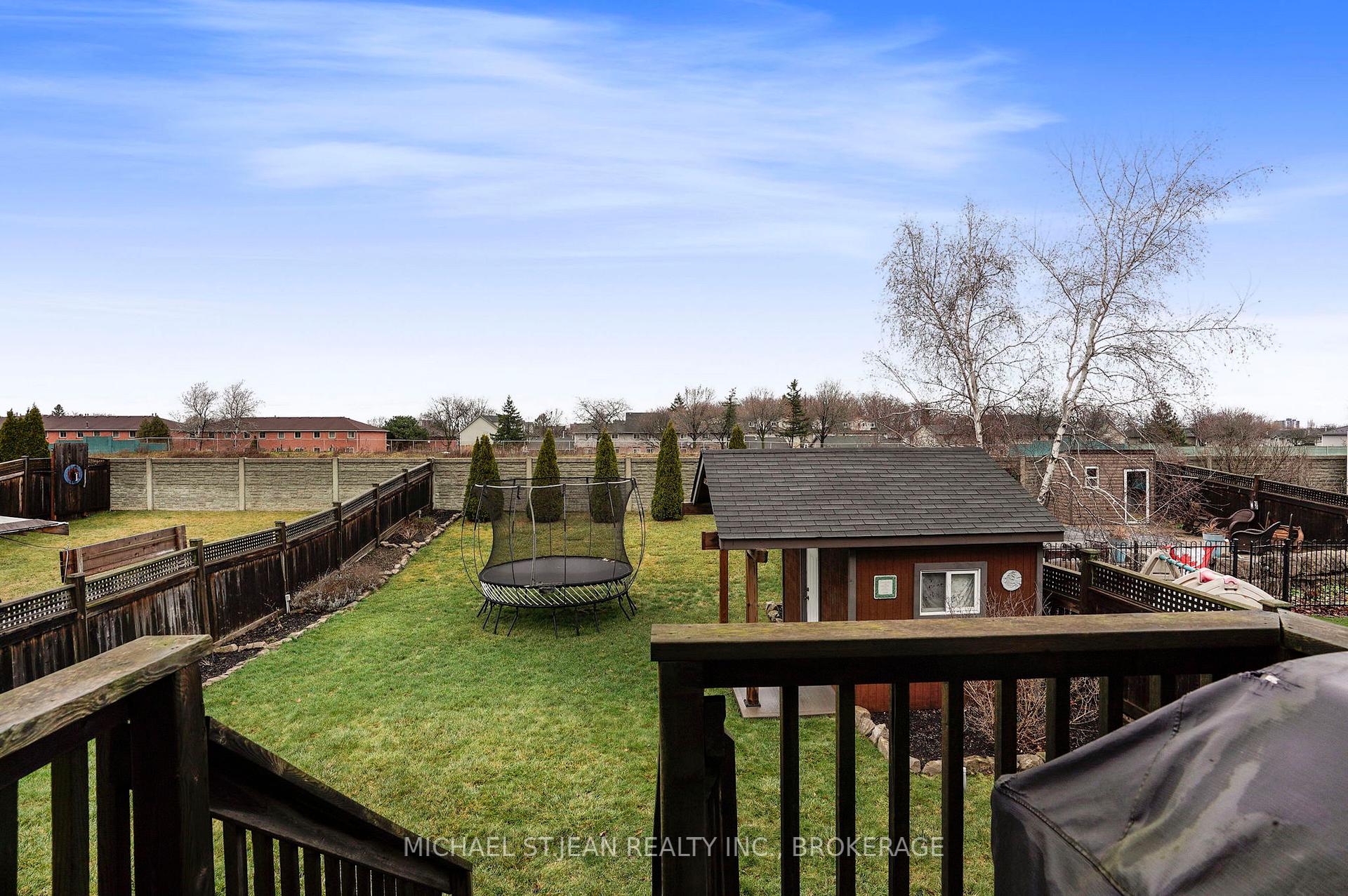 Photo 35 of 91 Merrilee Crescent, Hamilton, Crerar — HOMEH