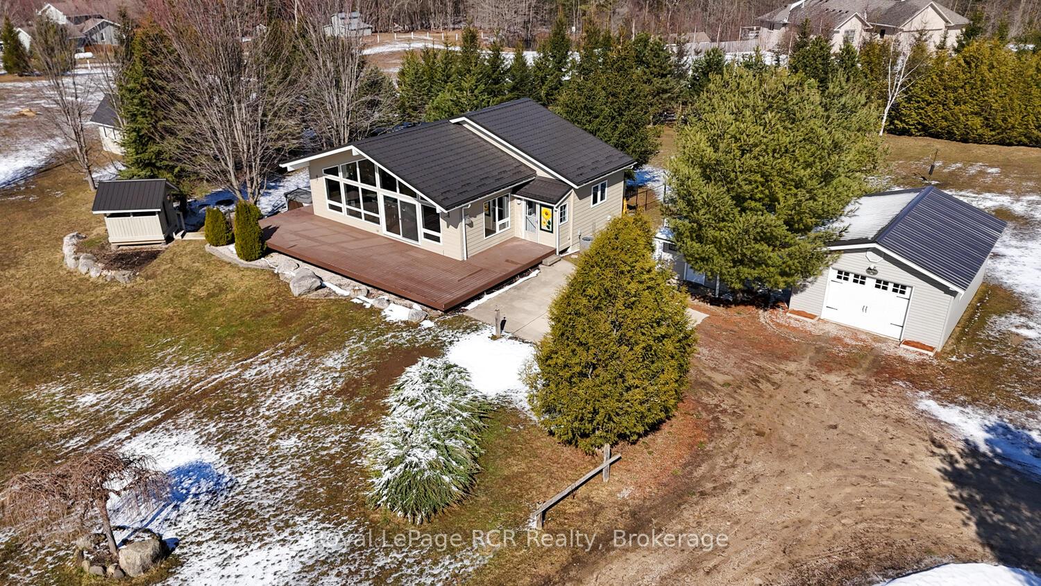 Photo 1 of 621823 7 Side Road, Chatsworth — HOMEH