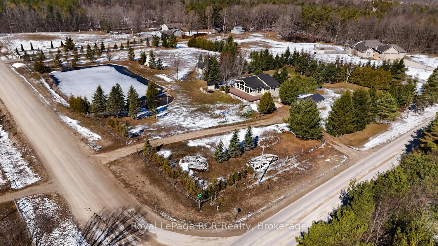 Photo 2 of 621823 7 Side Road, Chatsworth — HOMEH