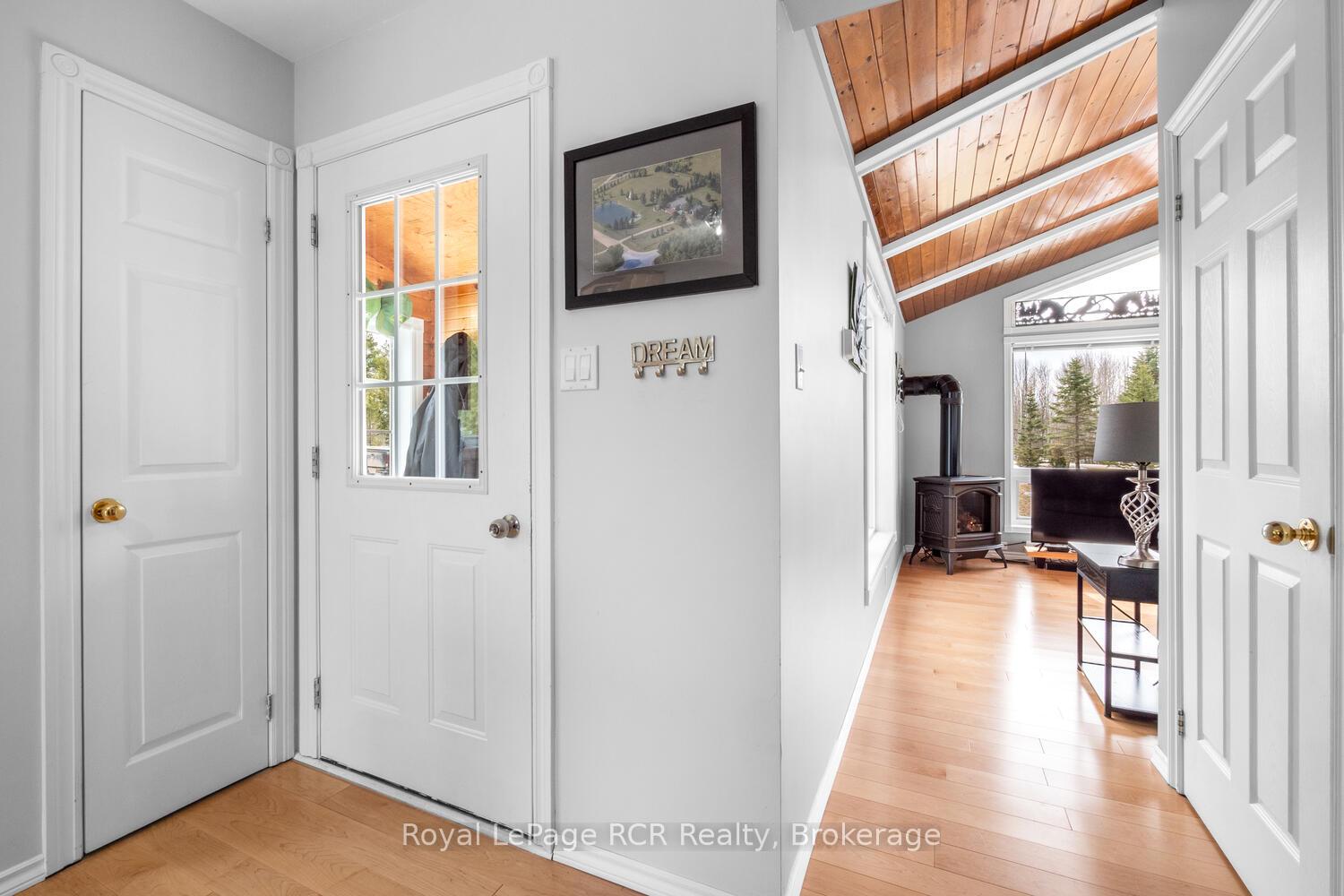 Photo 10 of 621823 7 Side Road, Chatsworth — HOMEH