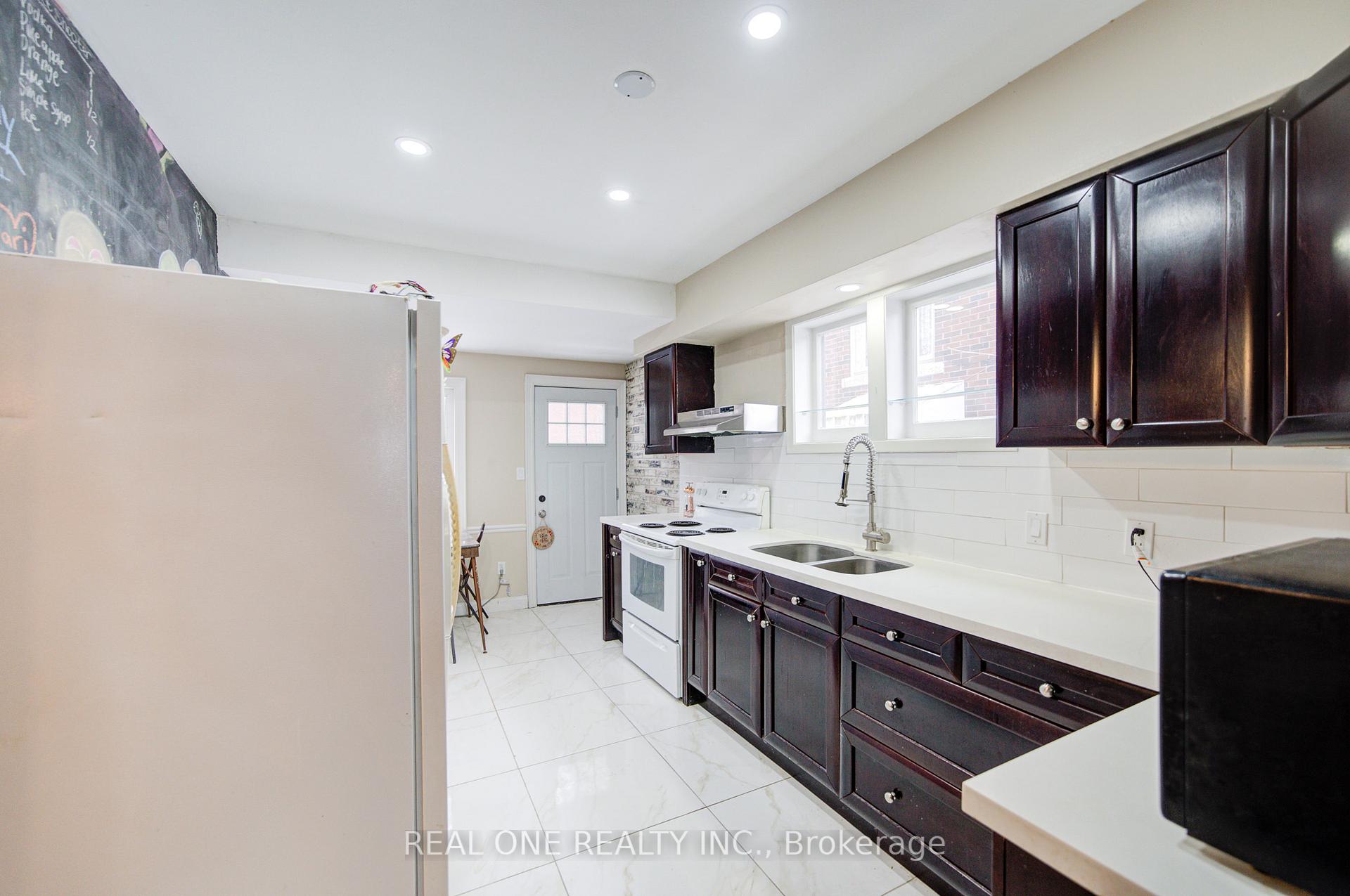 Photo 4 of 1212 King Street W, Hamilton, Westdale — HOMEH