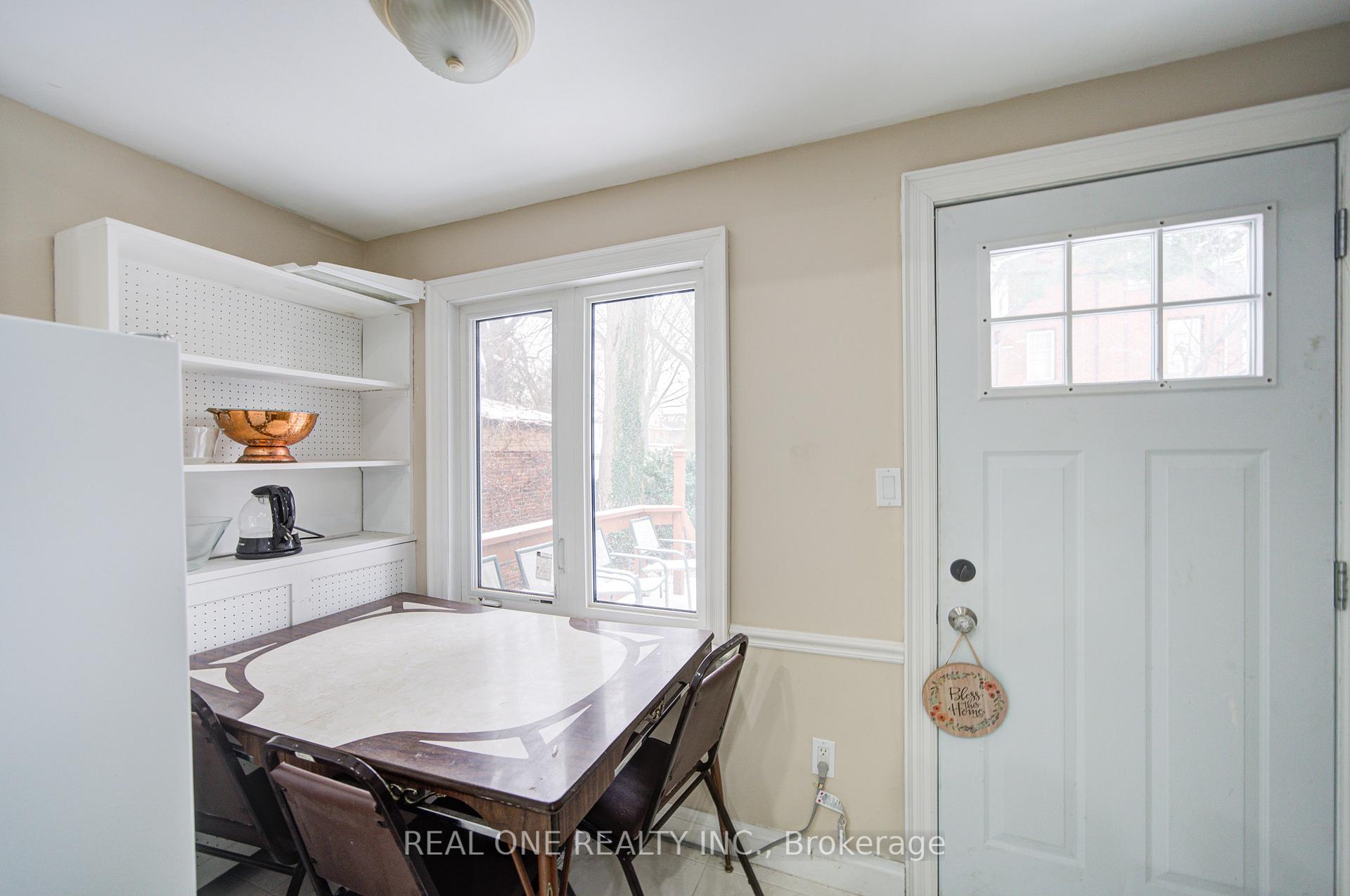 Photo 7 of 1212 King Street W, Hamilton, Westdale — HOMEH