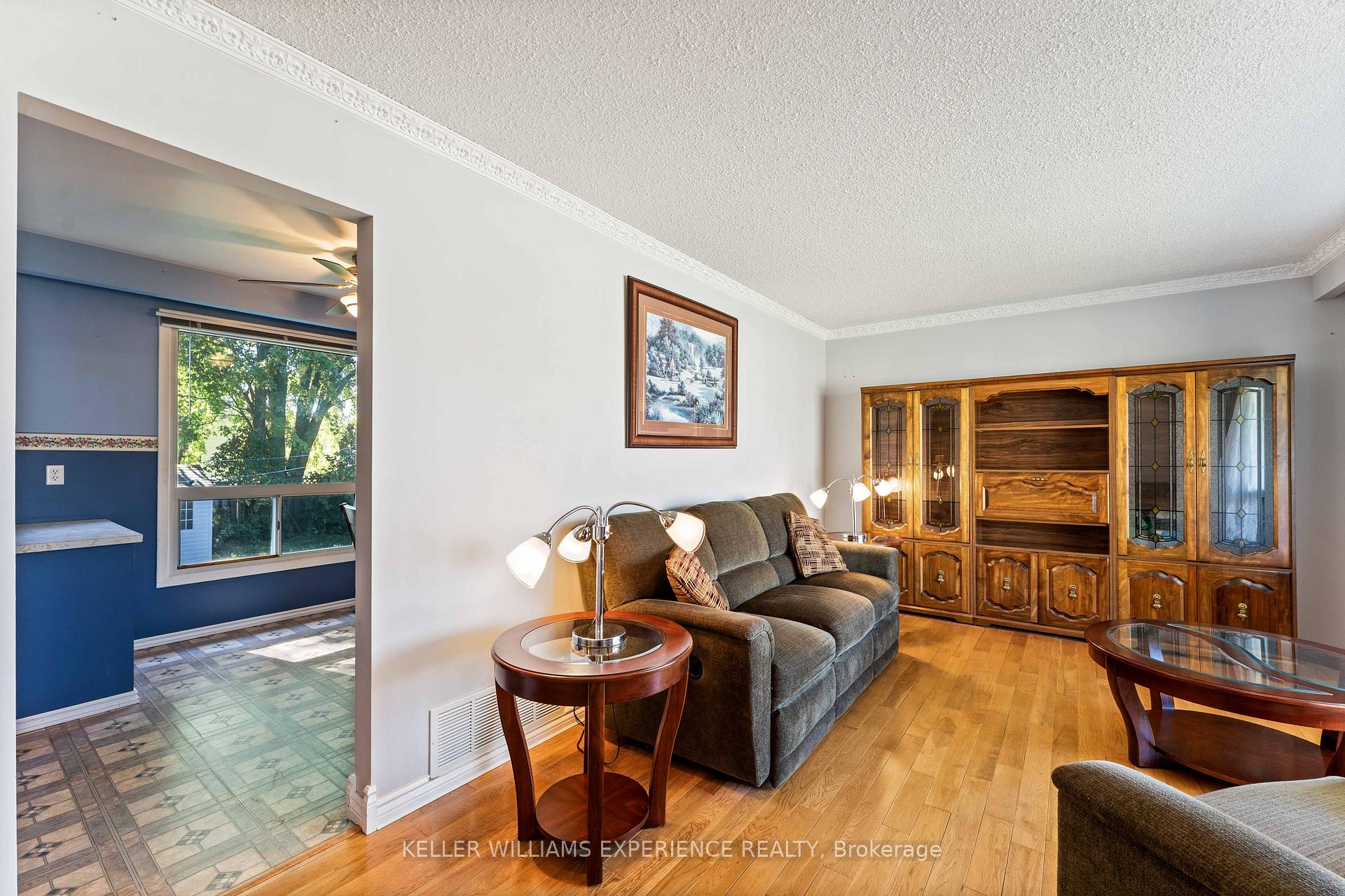 Photo 4 of 6 Sandsprings Crescent, Essa, Angus — HOMEH