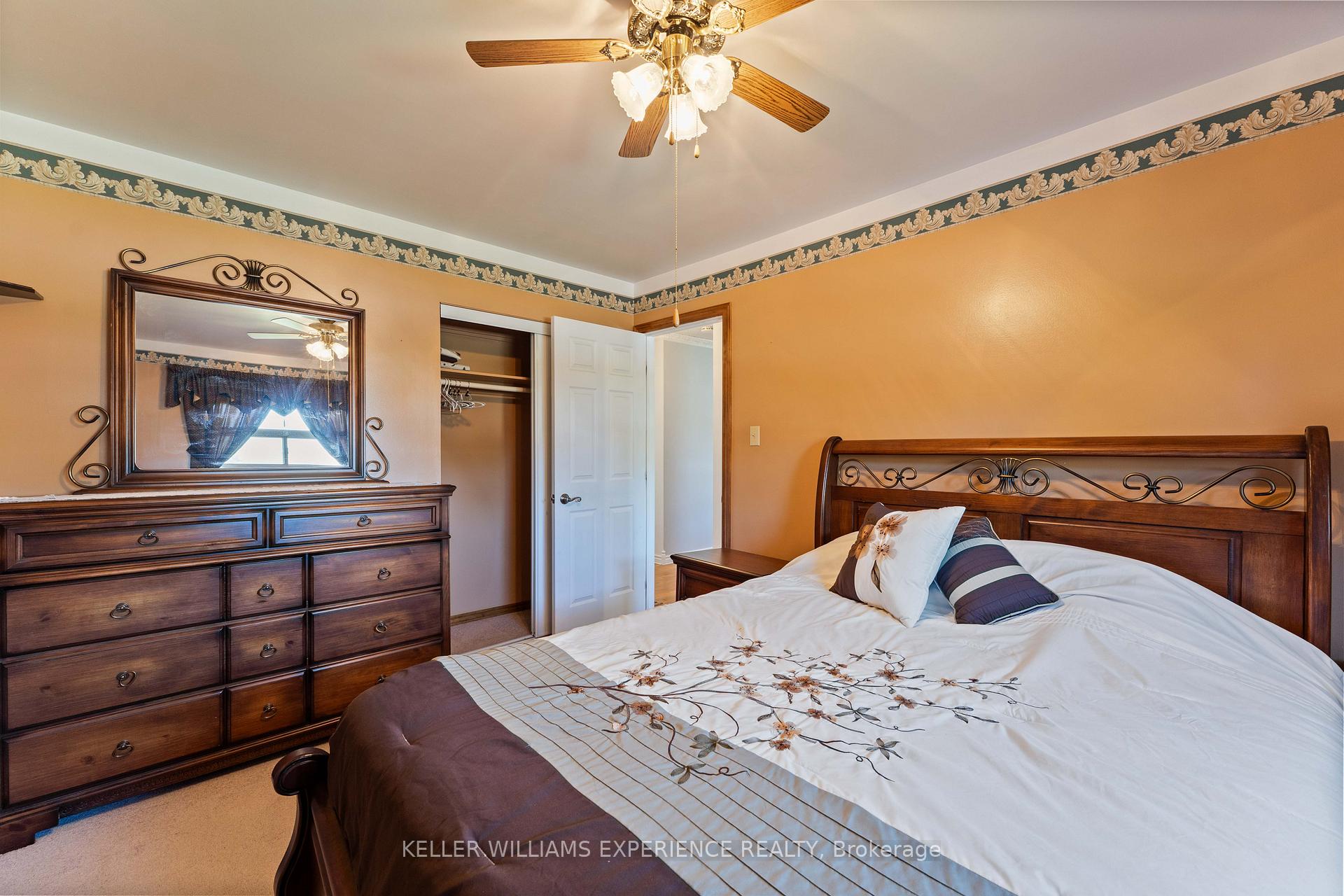 Photo 12 of 6 Sandsprings Crescent, Essa, Angus — HOMEH