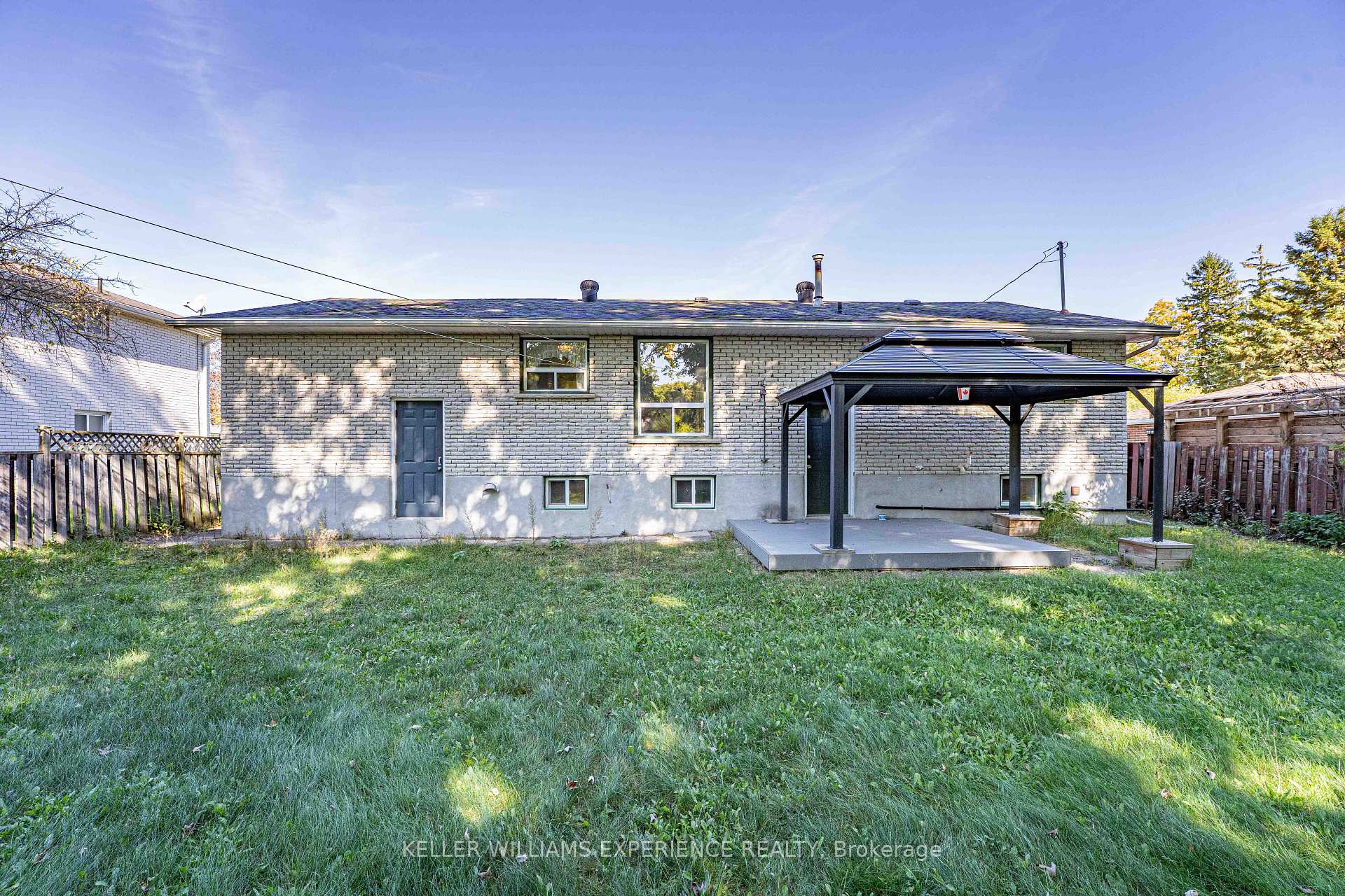 Photo 23 of 6 Sandsprings Crescent, Essa, Angus — HOMEH