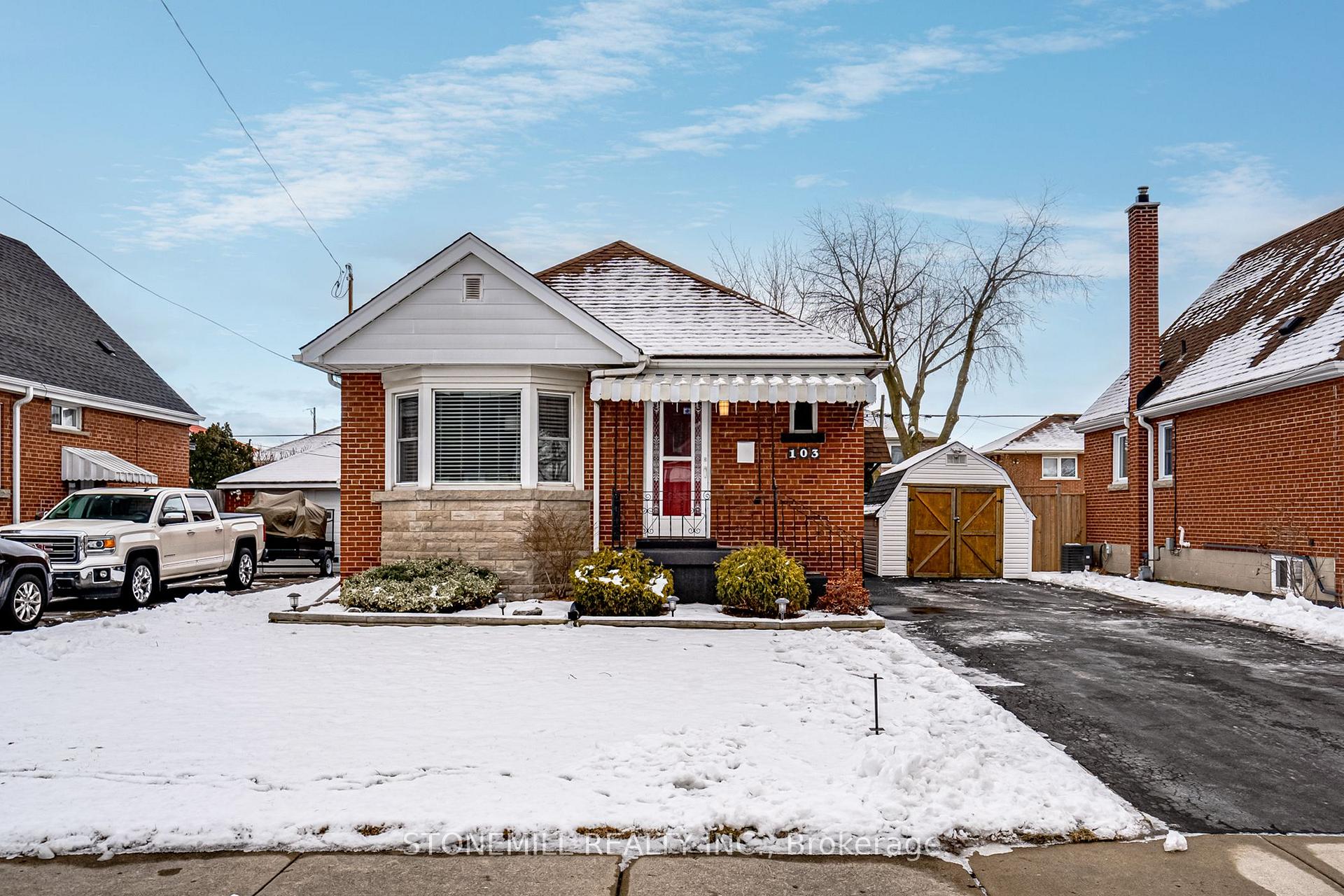 Photo 1 of 103 Adair Avenue S, Hamilton, Glenview — HOMEH