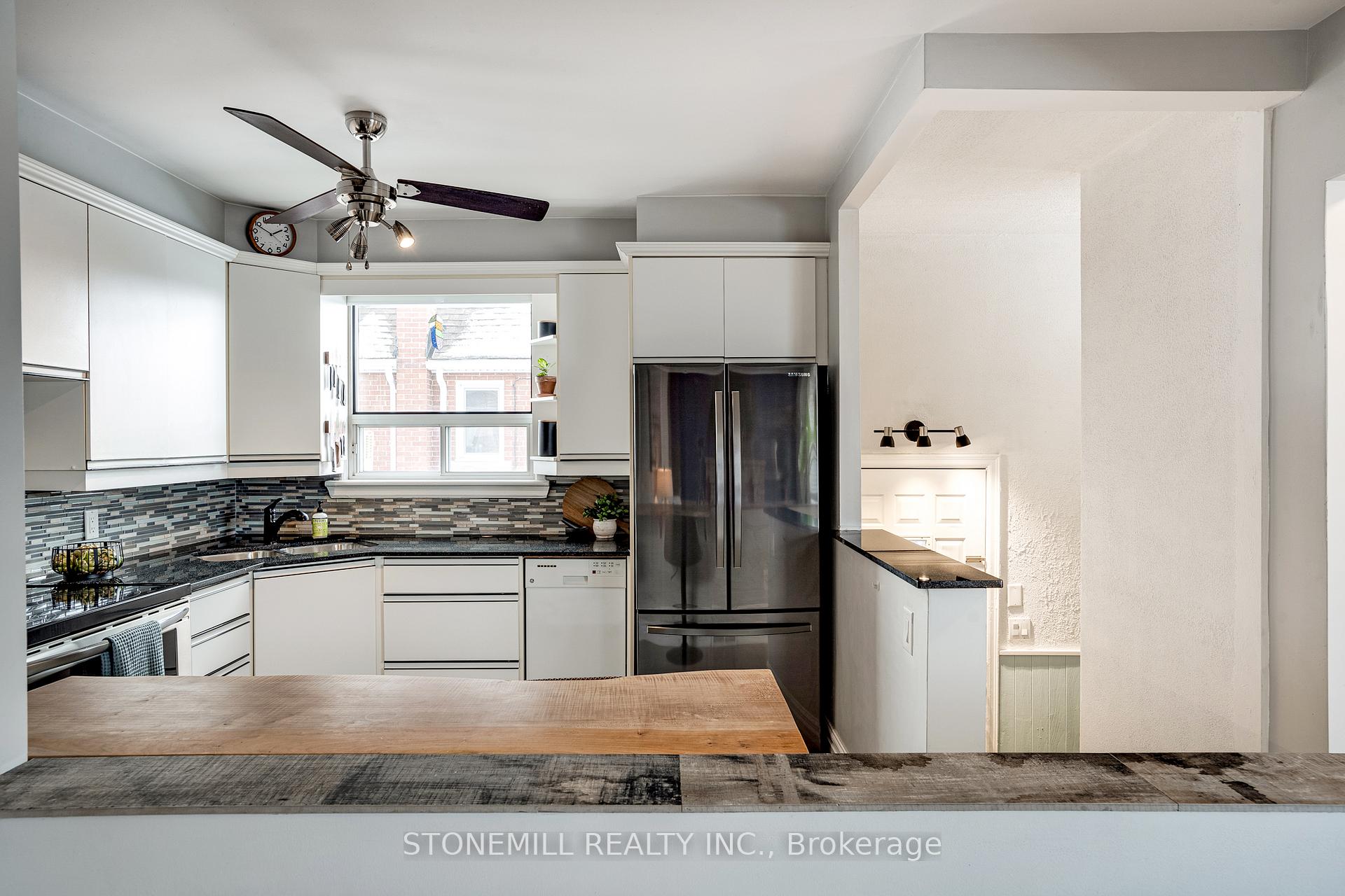 Photo 17 of 103 Adair Avenue S, Hamilton, Glenview — HOMEH