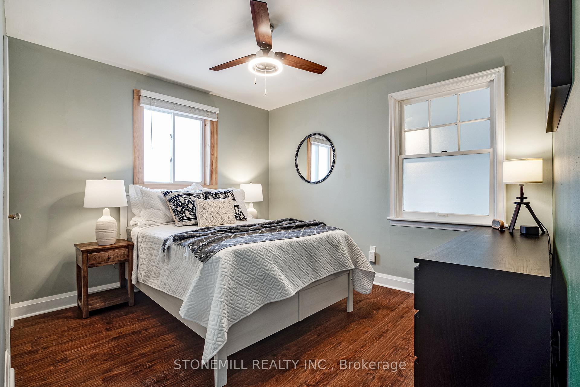 Photo 19 of 103 Adair Avenue S, Hamilton, Glenview — HOMEH