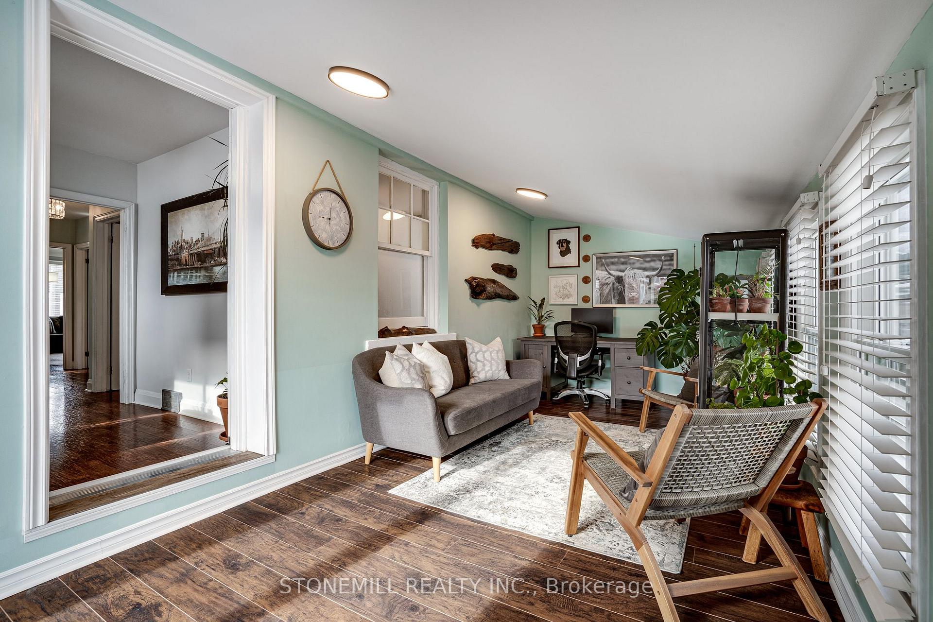 Photo 25 of 103 Adair Avenue S, Hamilton, Glenview — HOMEH