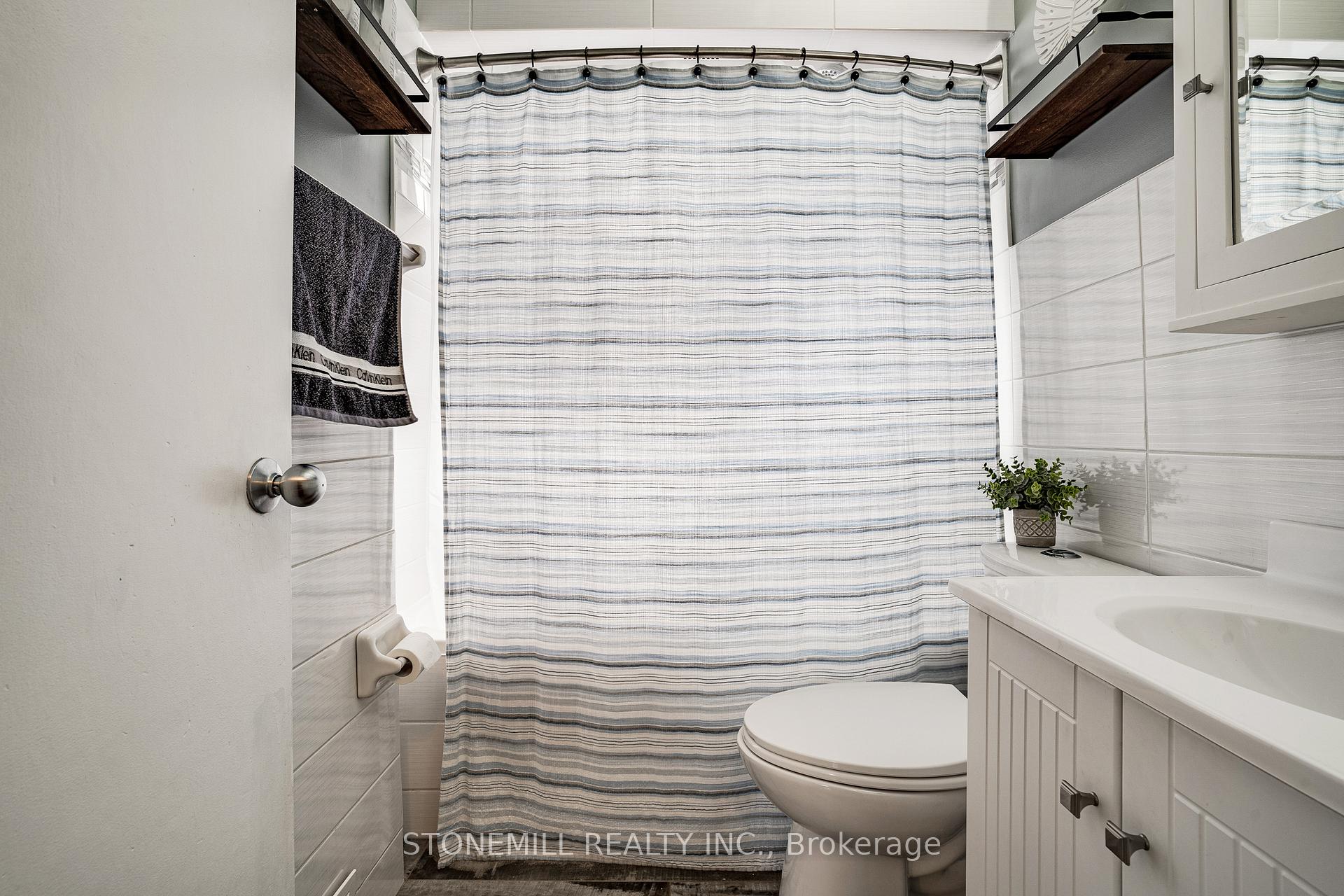 Photo 29 of 103 Adair Avenue S, Hamilton, Glenview — HOMEH
