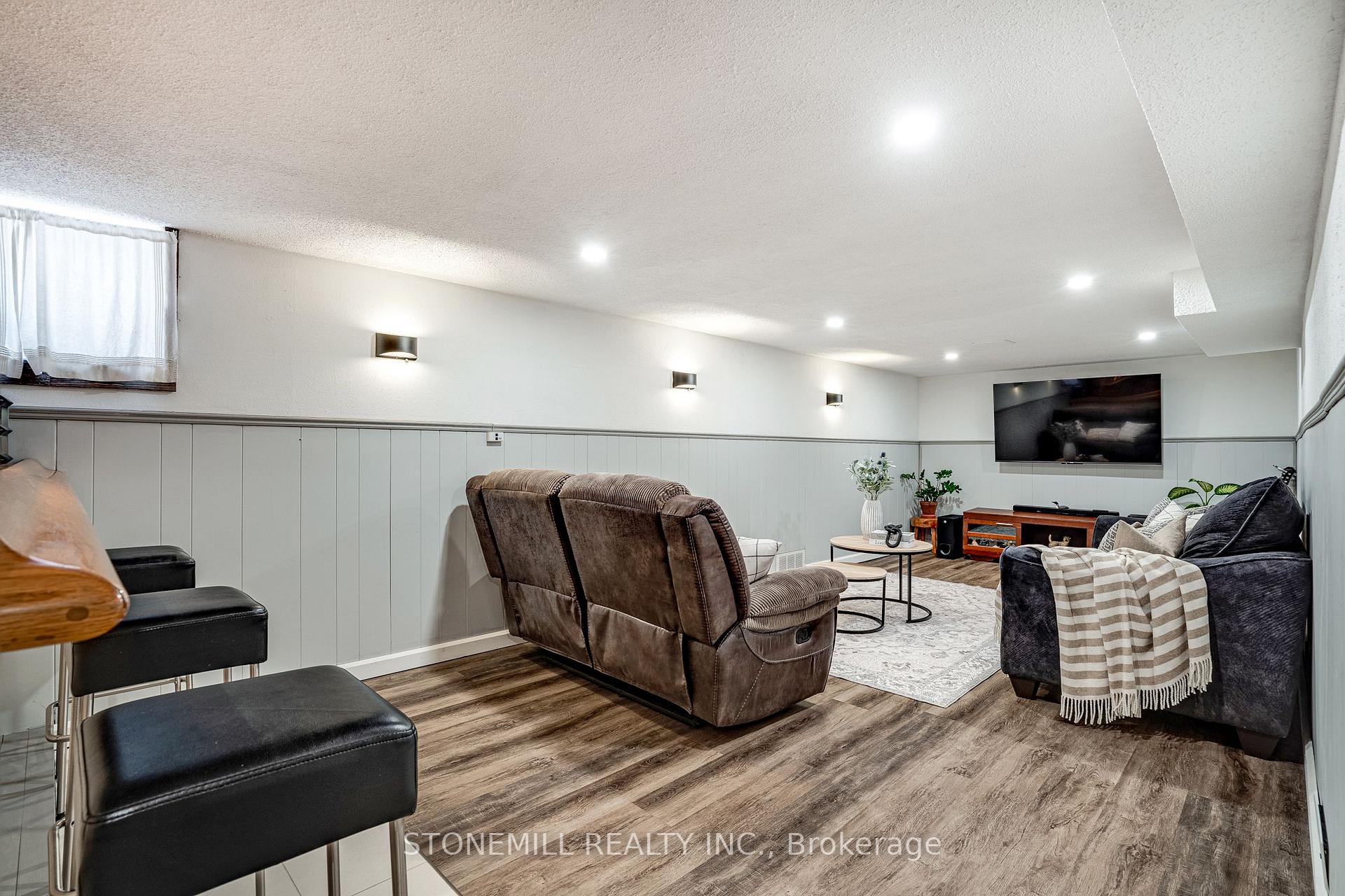 Photo 30 of 103 Adair Avenue S, Hamilton, Glenview — HOMEH