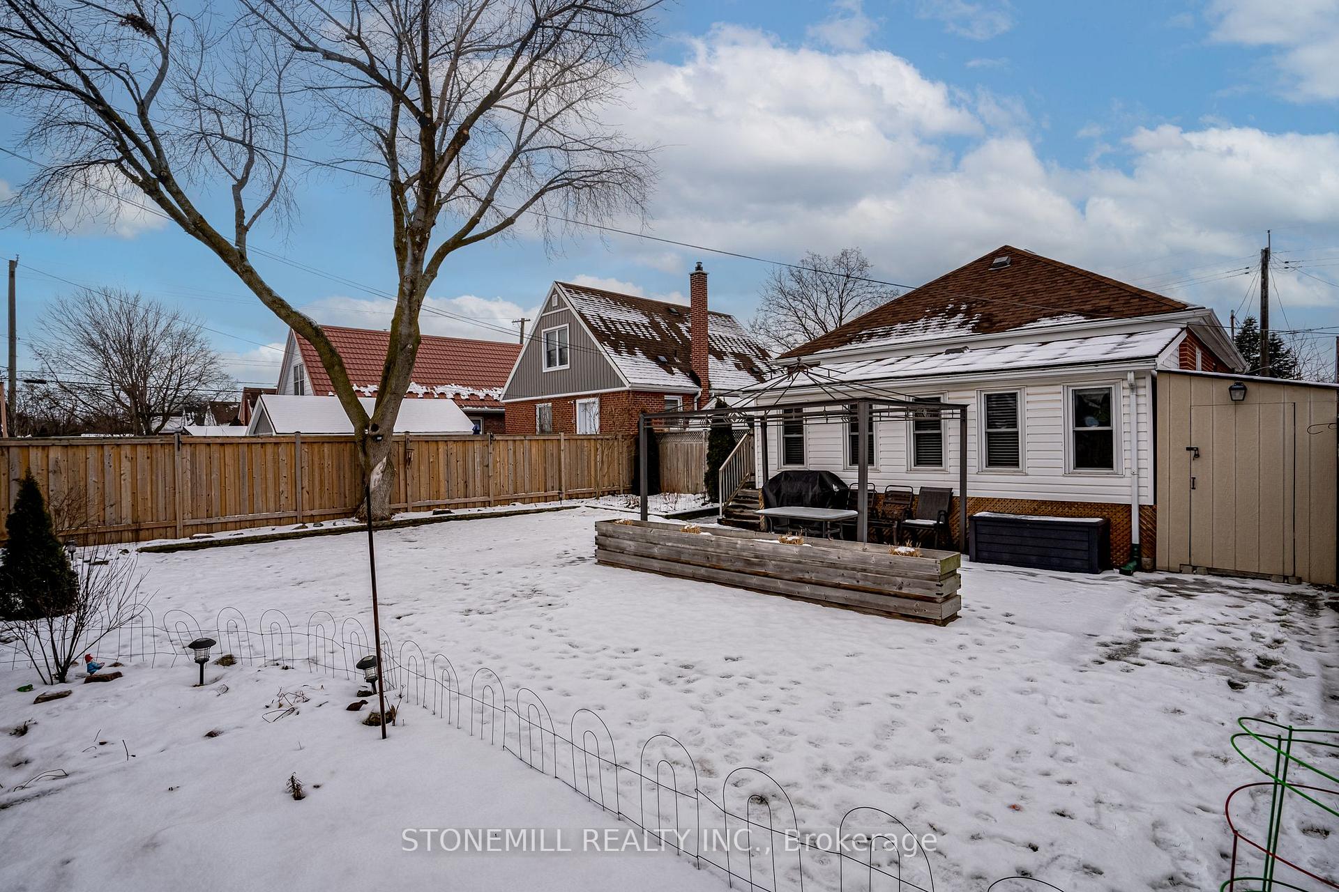 Photo 35 of 103 Adair Avenue S, Hamilton, Glenview — HOMEH