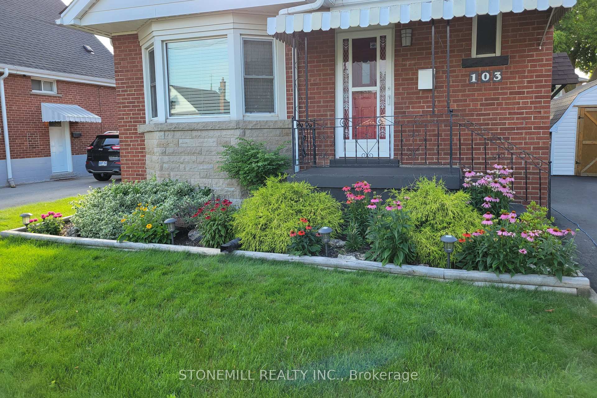 Photo 40 of 103 Adair Avenue S, Hamilton, Glenview — HOMEH